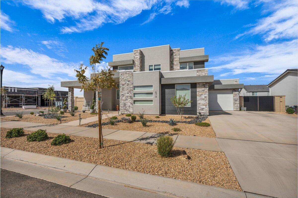 DESERT COLOR SAGE HAVEN - Residential