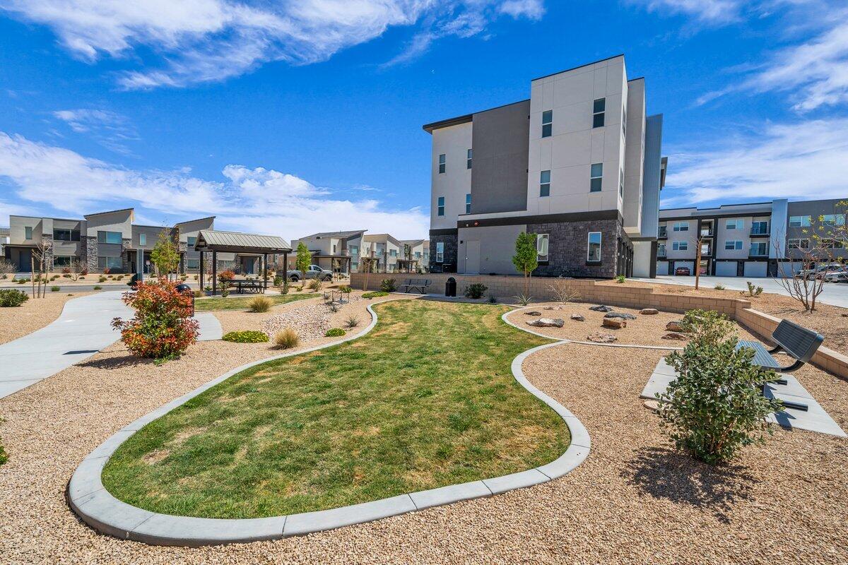 DESERT COLOR SAGE HAVEN - Residential