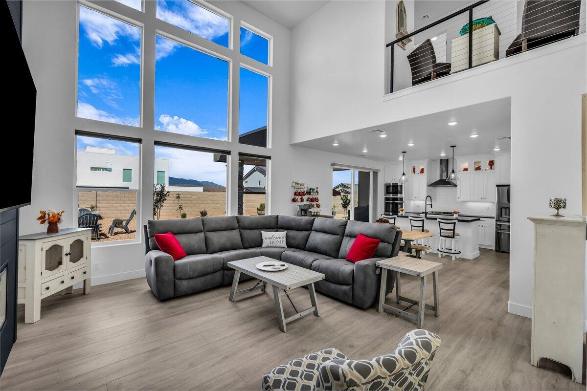 DESERT COLOR SAGE HAVEN - Residential