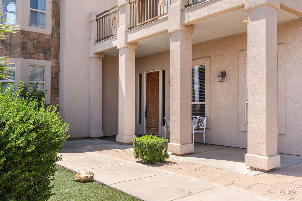 SHADOW HILLS - Residential