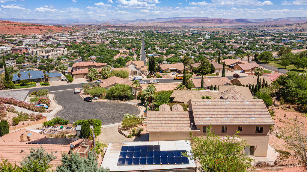 SHADOW HILLS - Residential