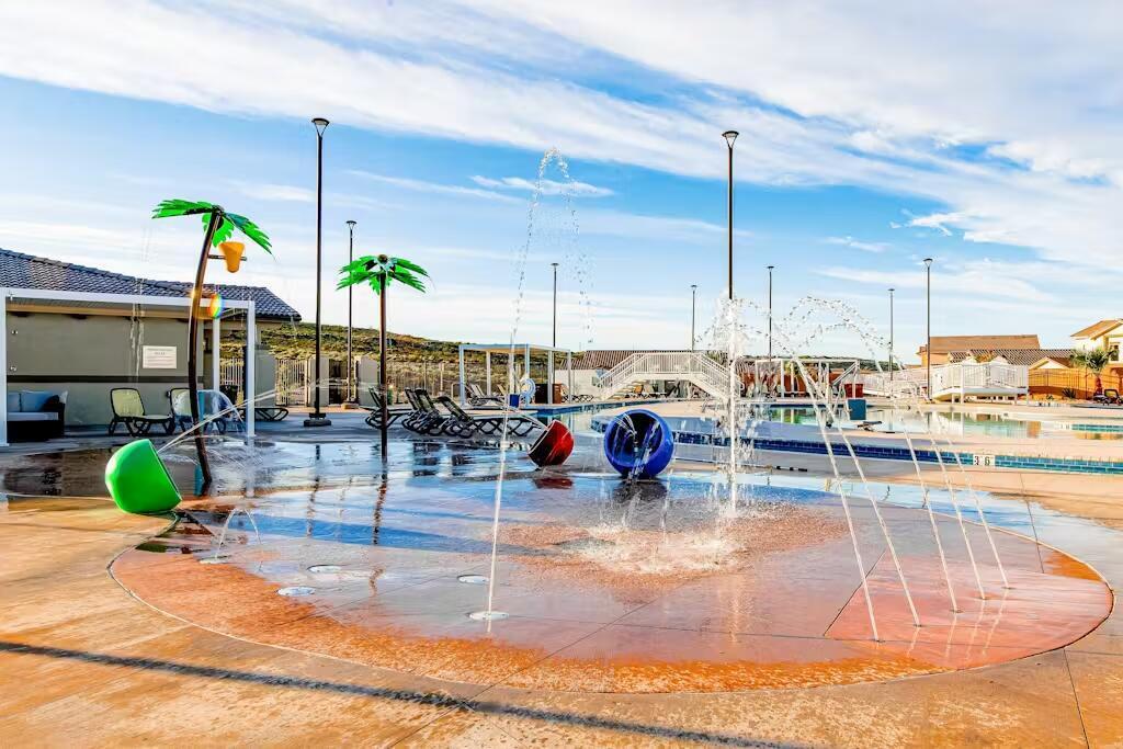 PASEOS AT SIENNA HILLS - Residential