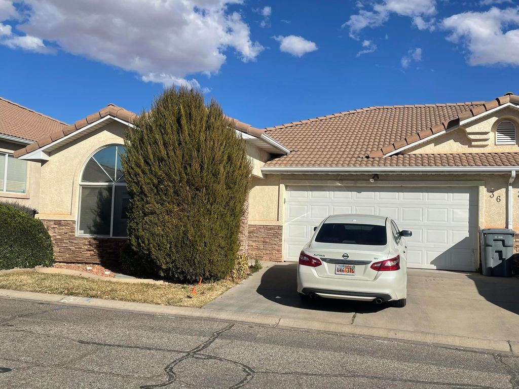 Photo of 2056 E MIDDLETON DR #36, Saint George, UT 84770 (MLS # 26-269393)
