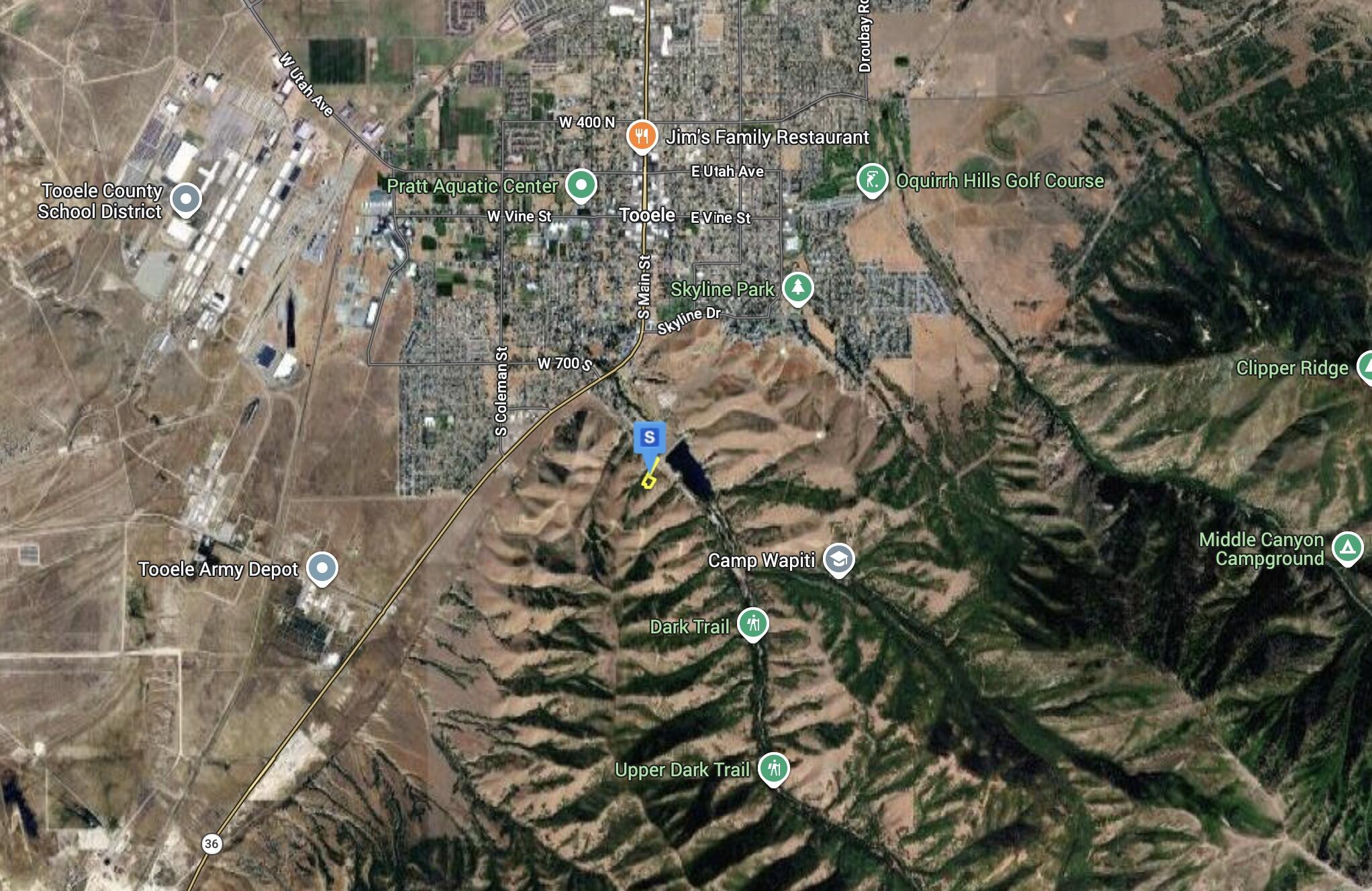 Main image without alt text