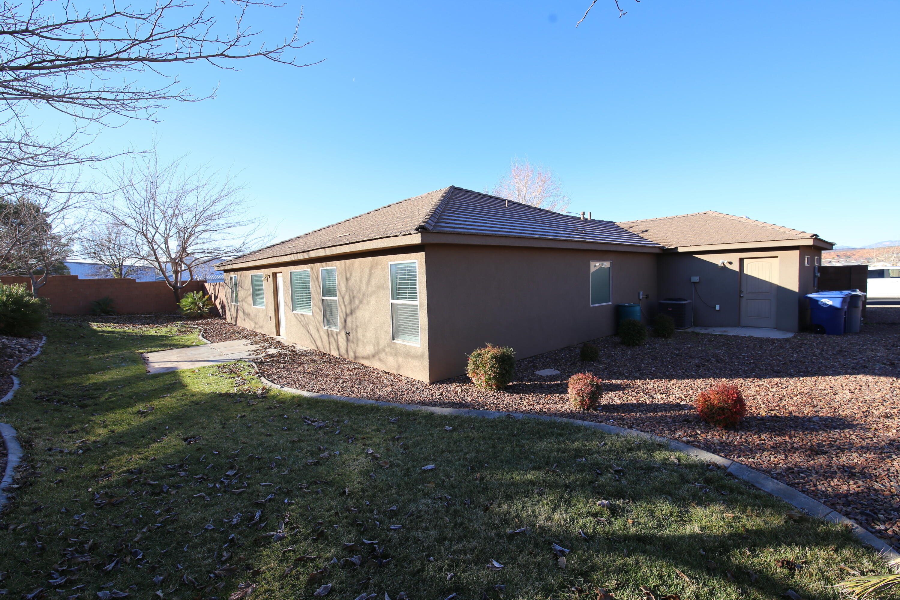 NEW WARM SPRINGS - Residential