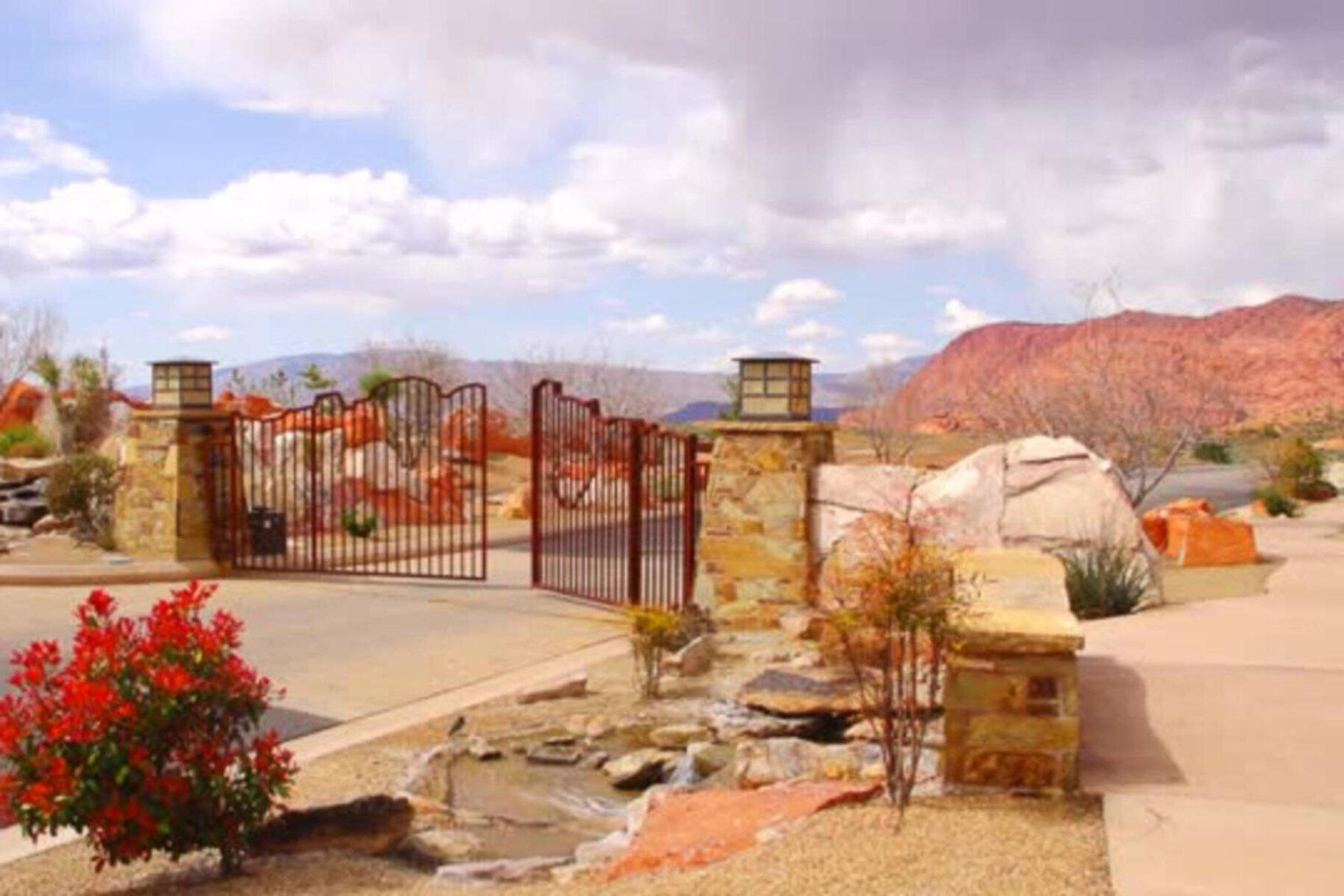 LEDGES OF ST GEORGE - Land