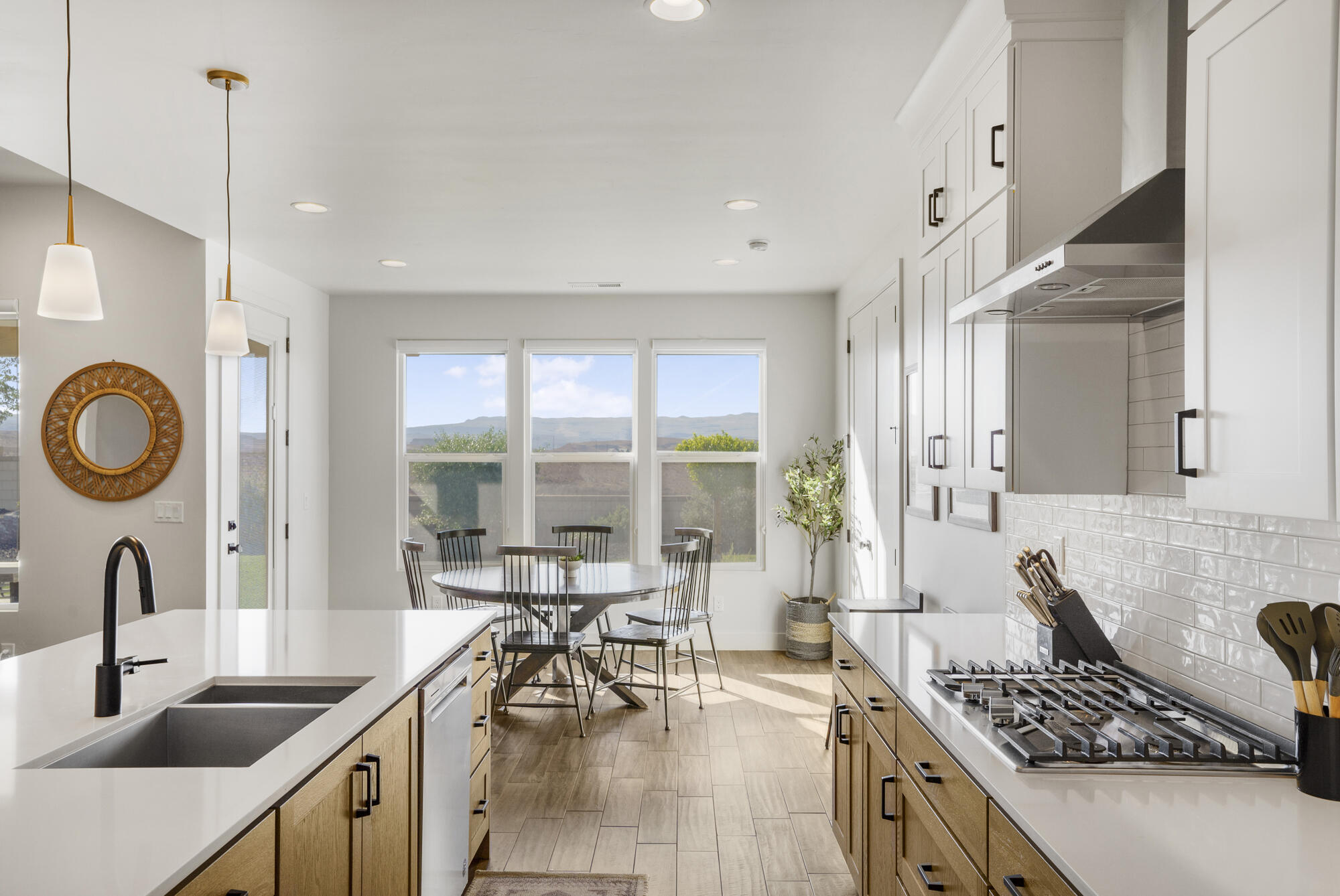 AUBURN HILLS - Residential