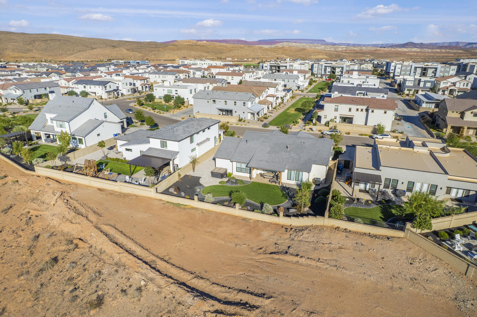 AUBURN HILLS - Residential