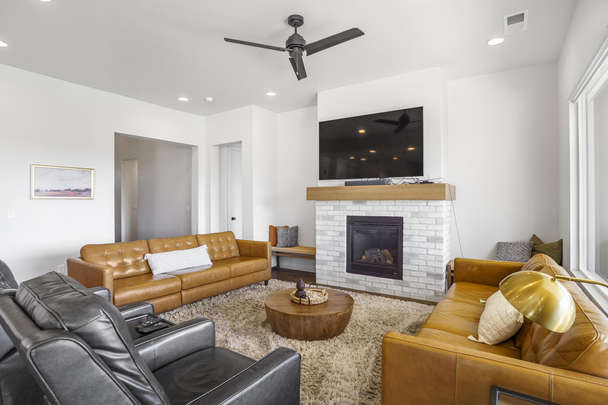 AUBURN HILLS - Residential