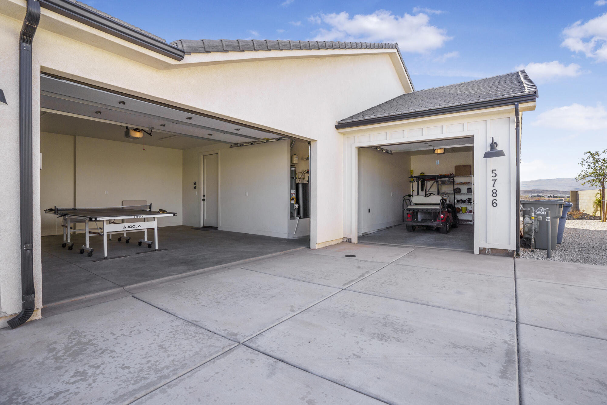 AUBURN HILLS - Residential