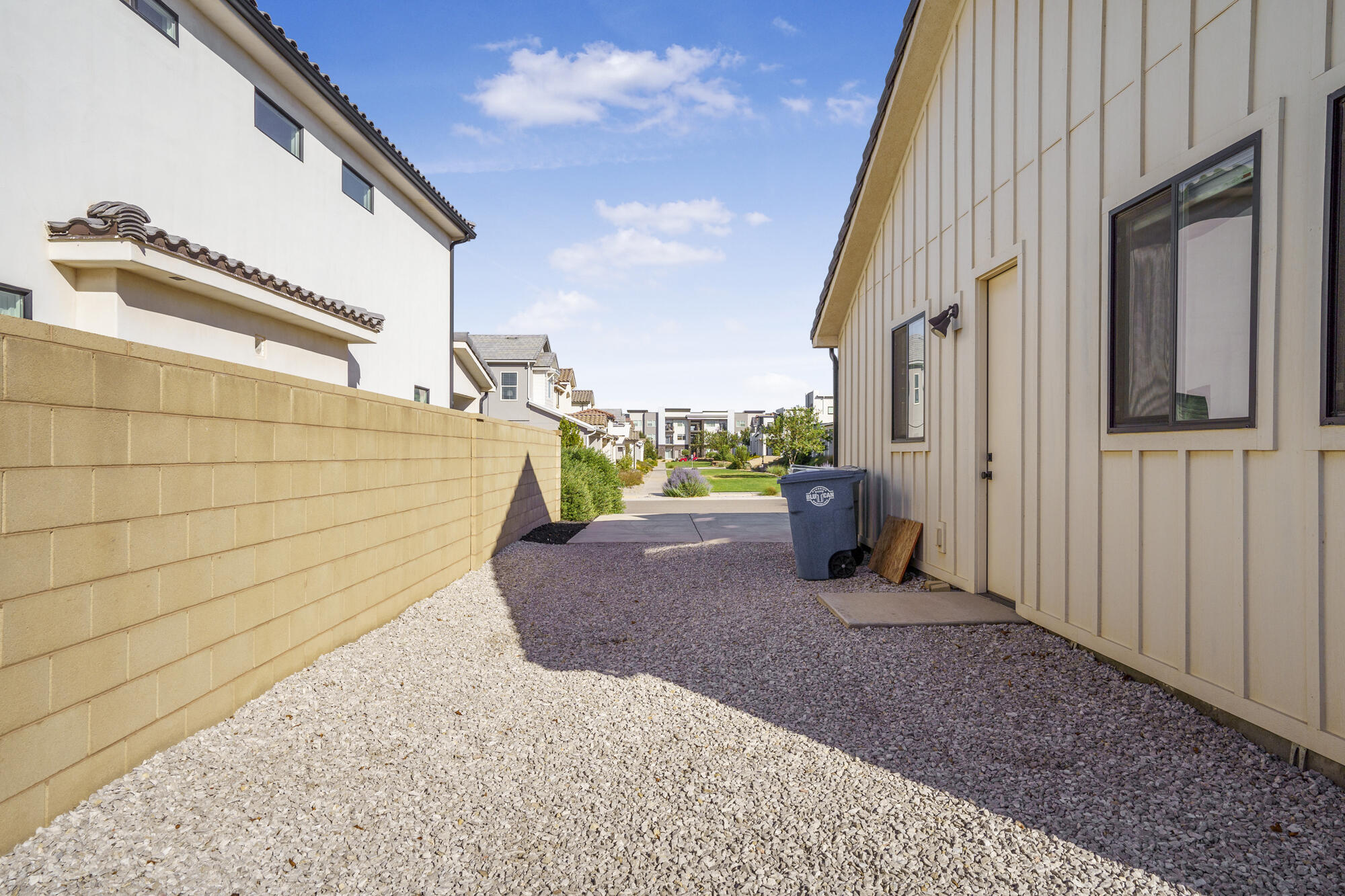 AUBURN HILLS - Residential