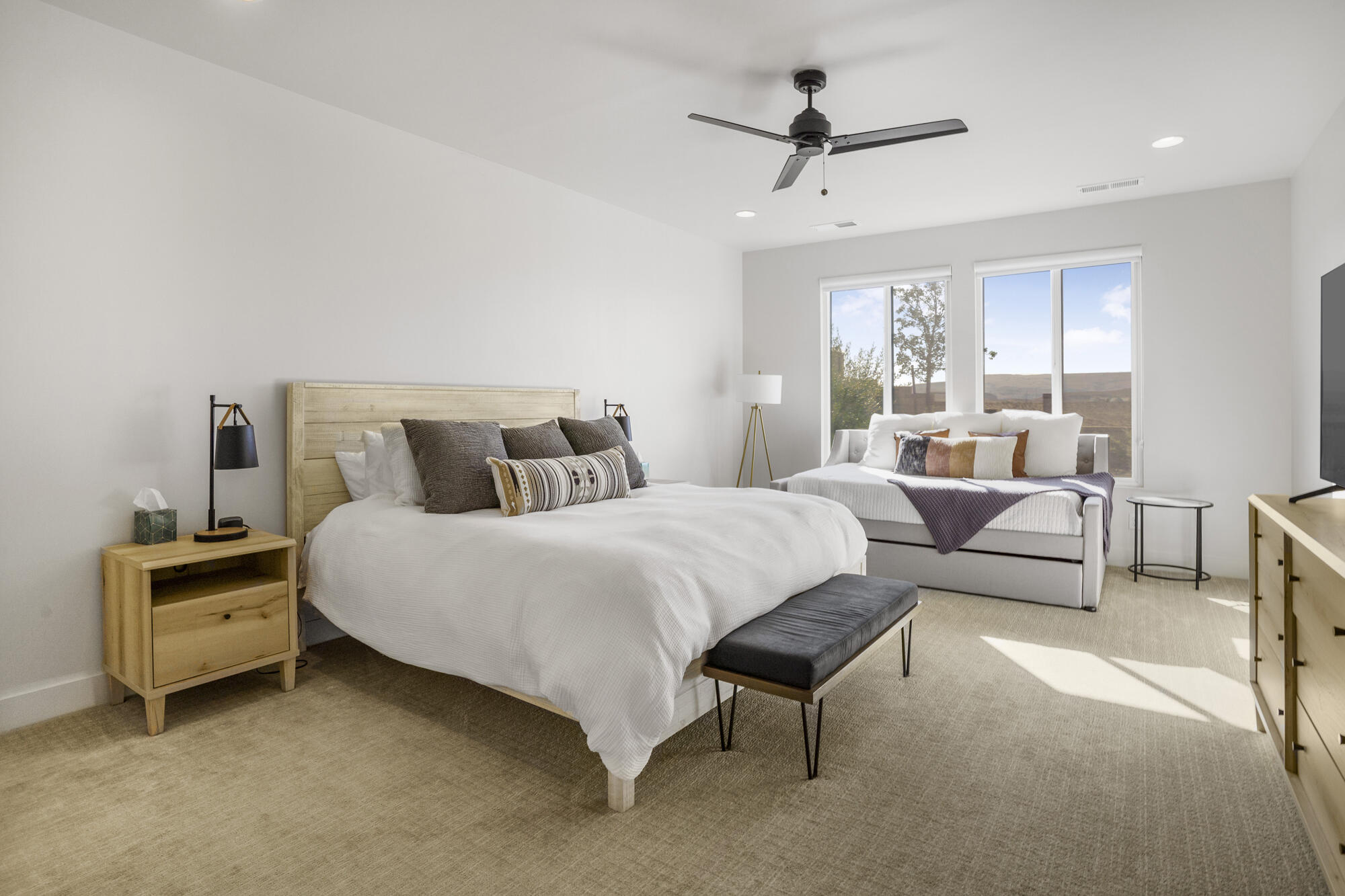 AUBURN HILLS - Residential