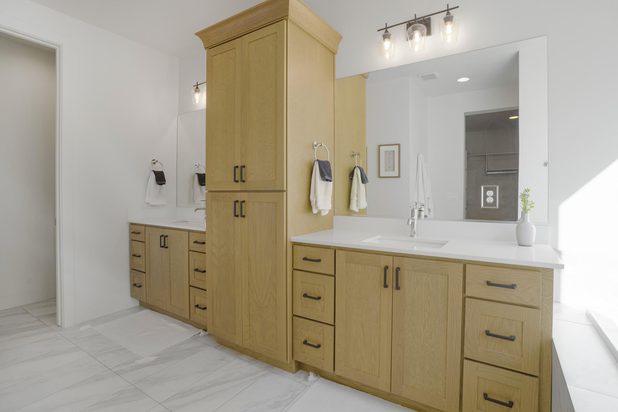 AUBURN HILLS - Residential