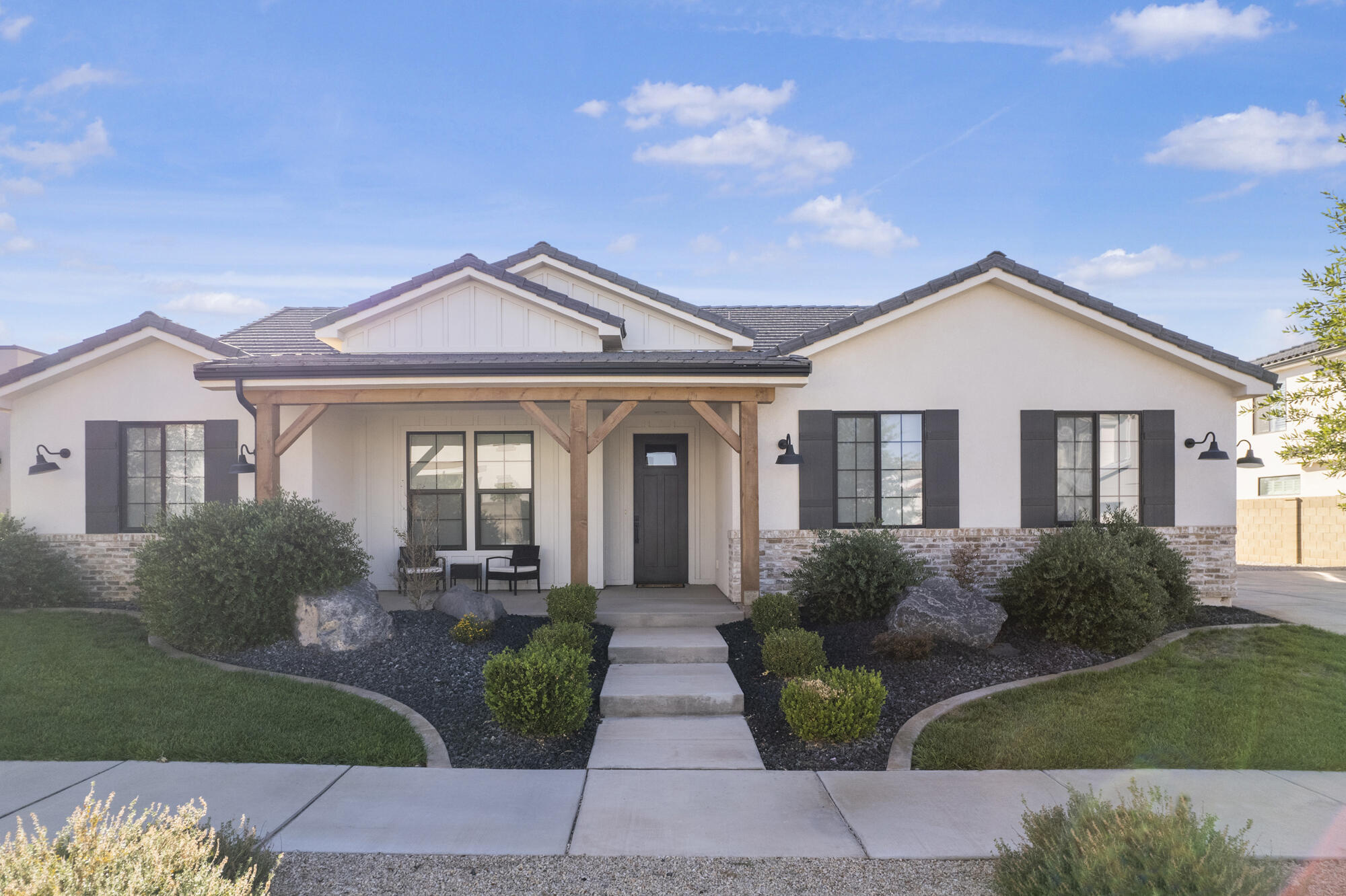 AUBURN HILLS - Residential