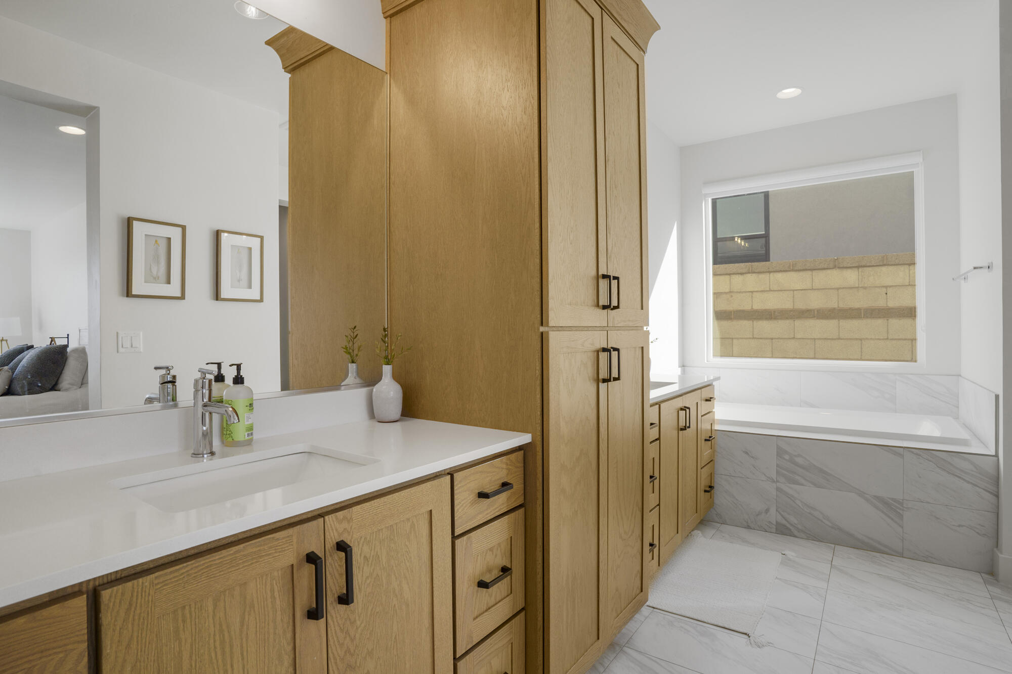 AUBURN HILLS - Residential