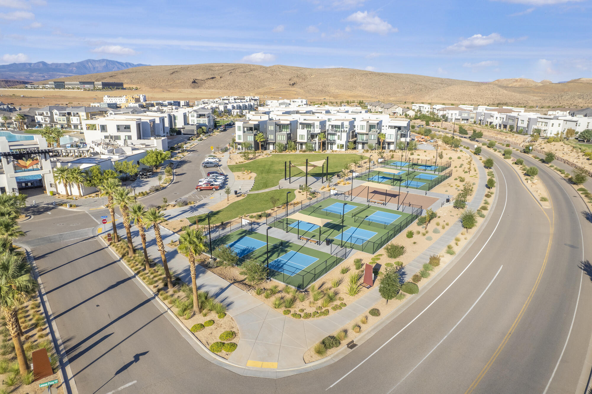 AUBURN HILLS - Residential