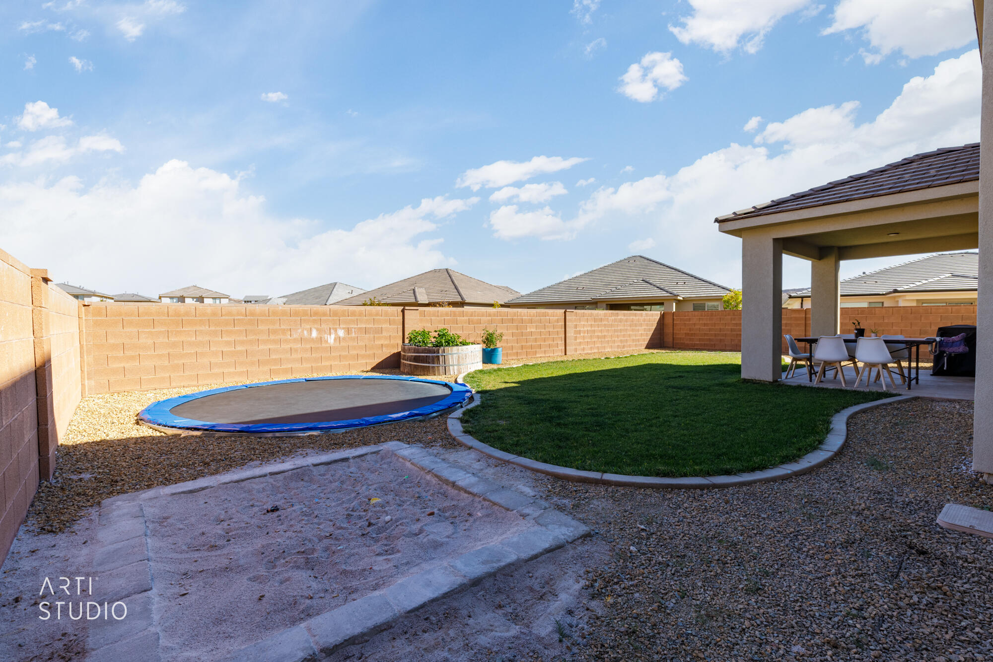 RED WATERS - Residential