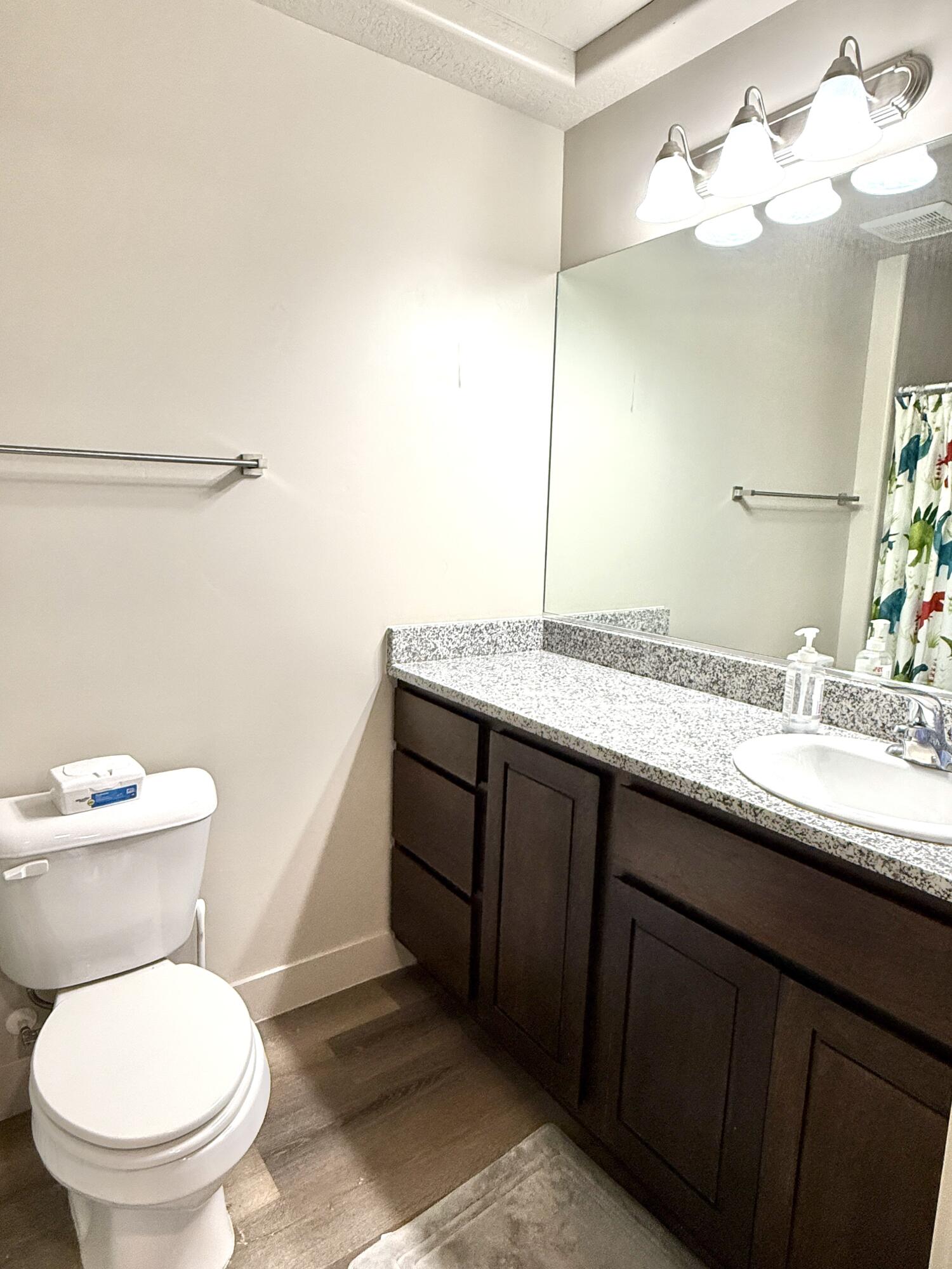 RESIDENCES AT FOUR FIFTY TOWNHOMES - Residential