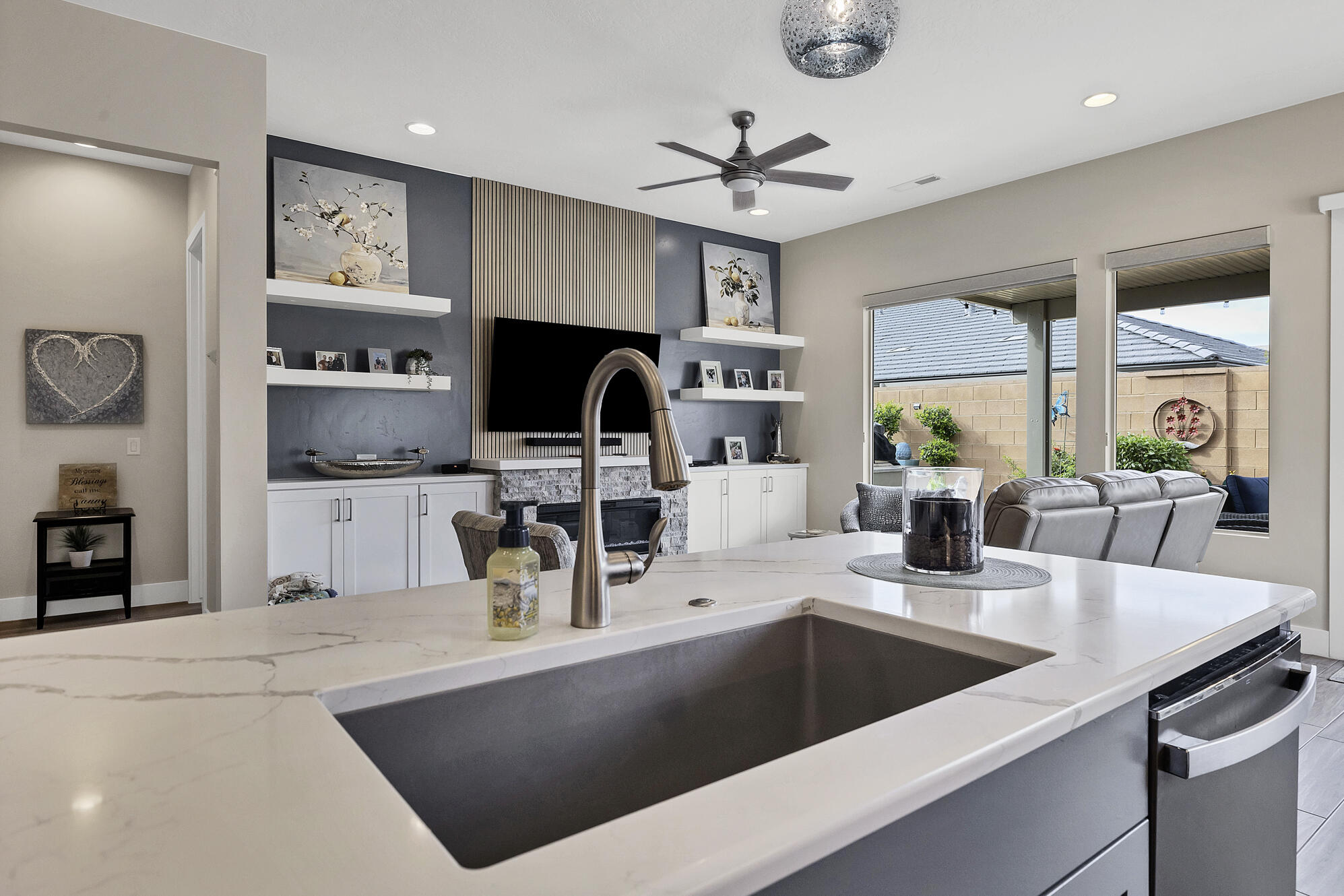 VILLAS AT SUN RIVER - Residential