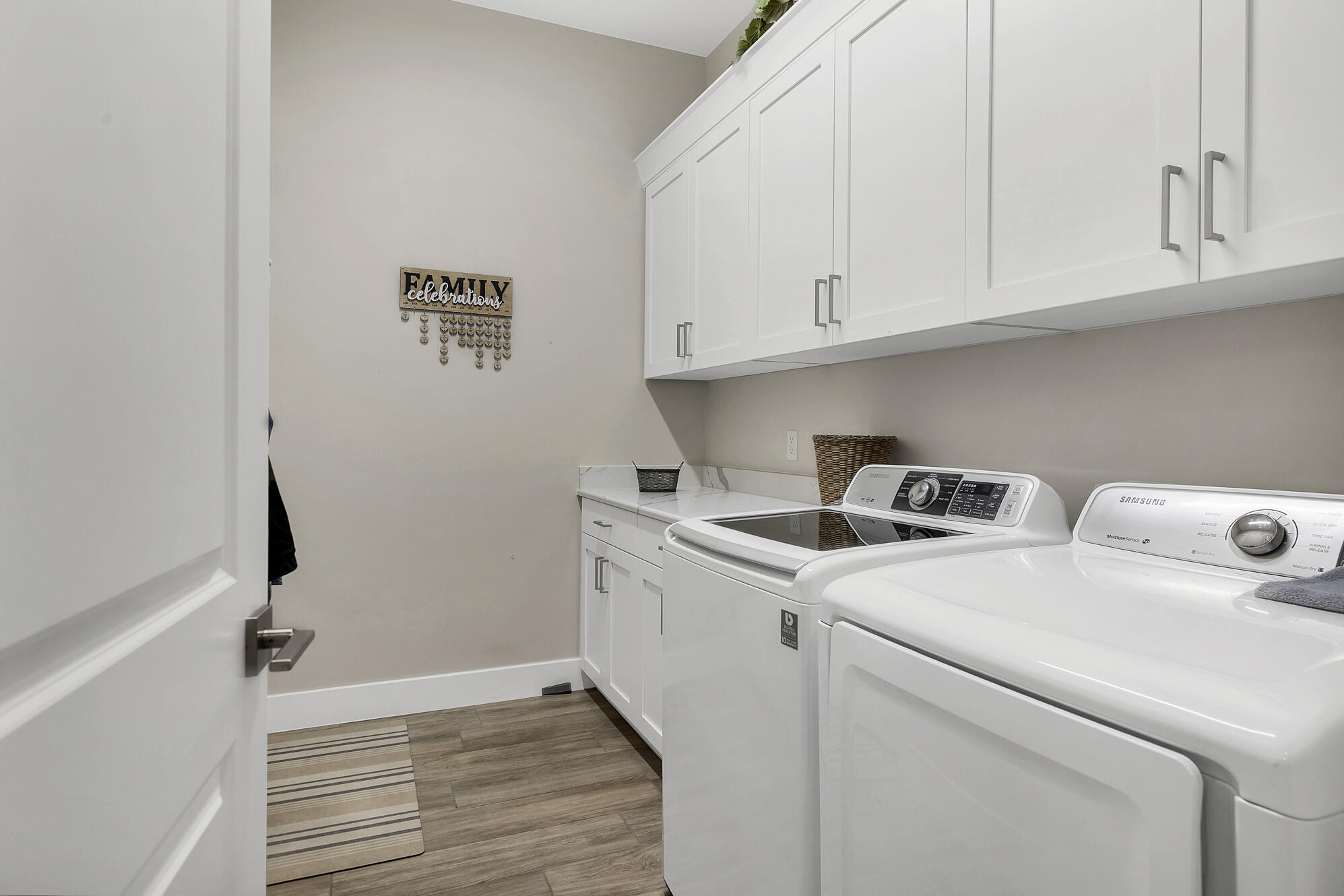 VILLAS AT SUN RIVER - Residential
