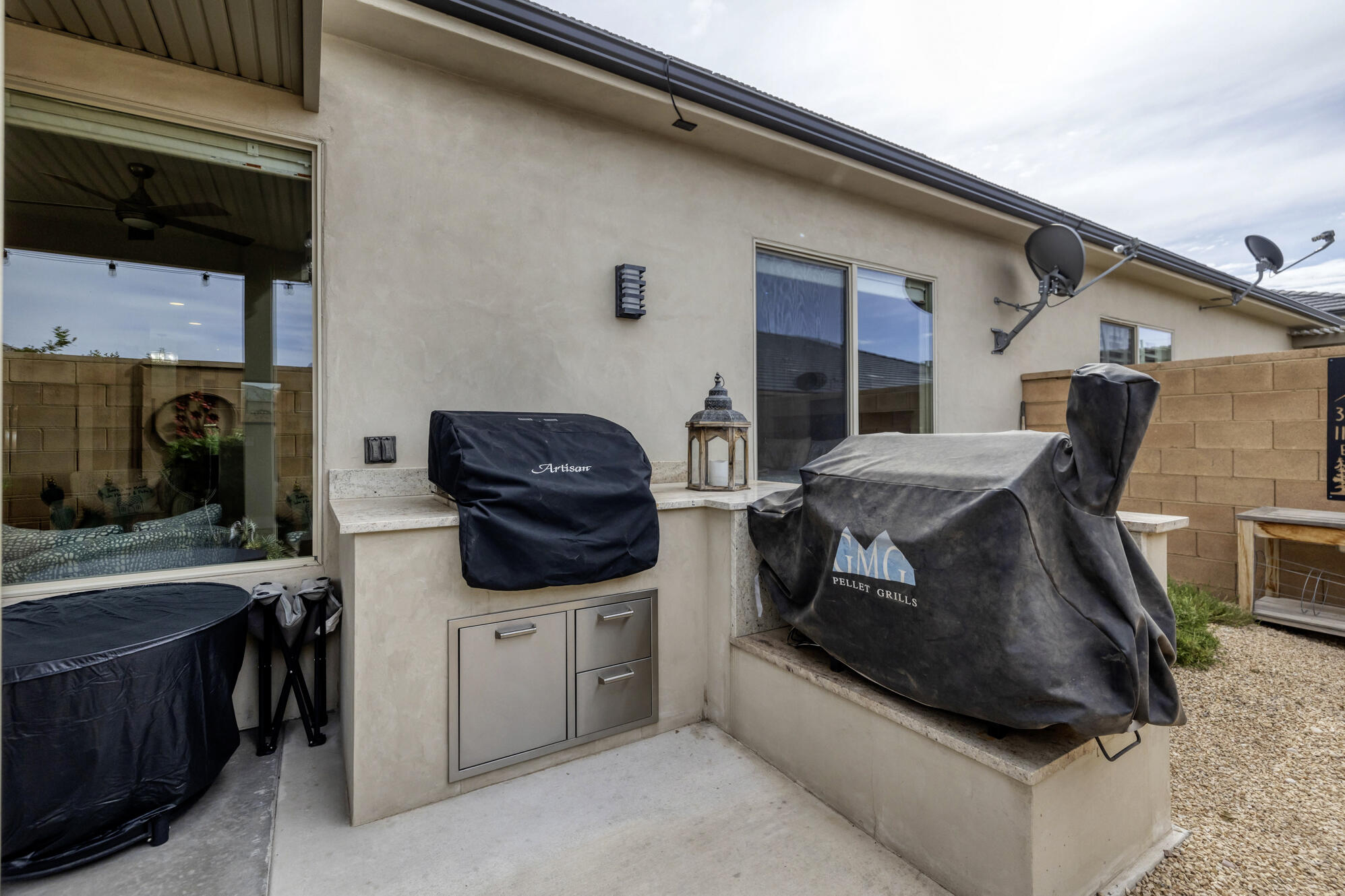 VILLAS AT SUN RIVER - Residential
