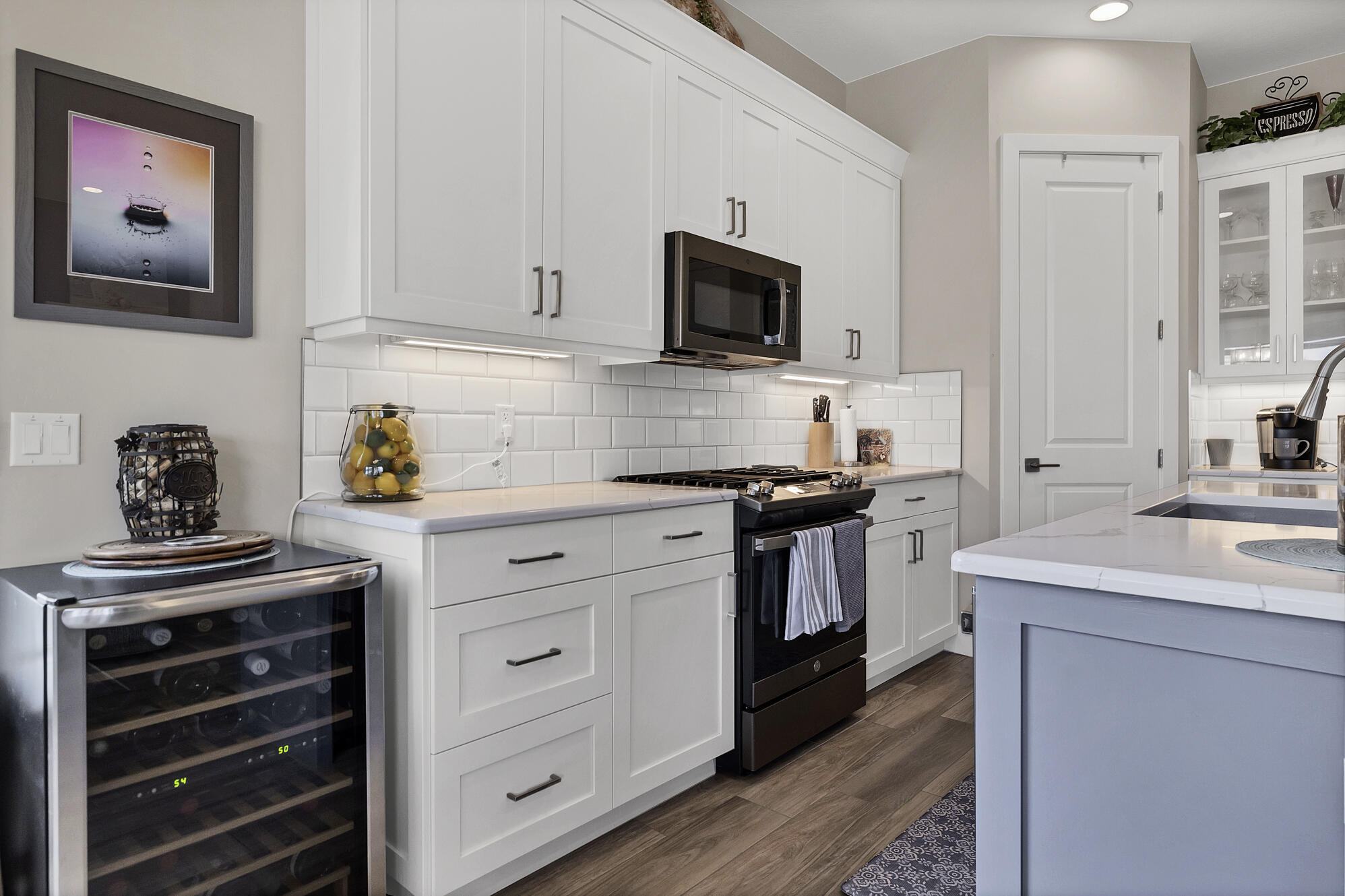 VILLAS AT SUN RIVER - Residential