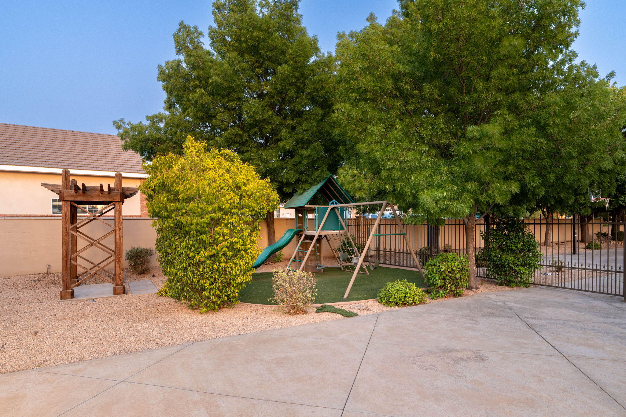 PHEASANT MEADOW - Residential