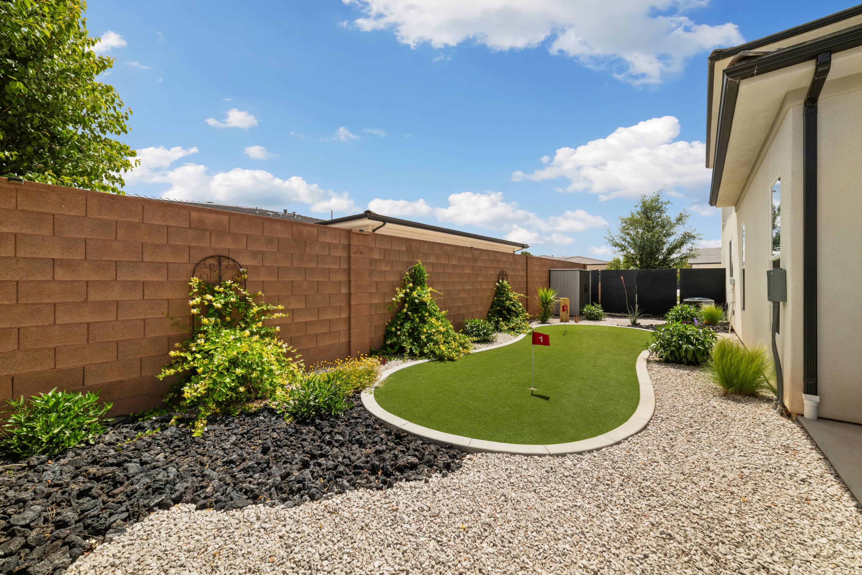 WHITWORTH ESTATES - Residential