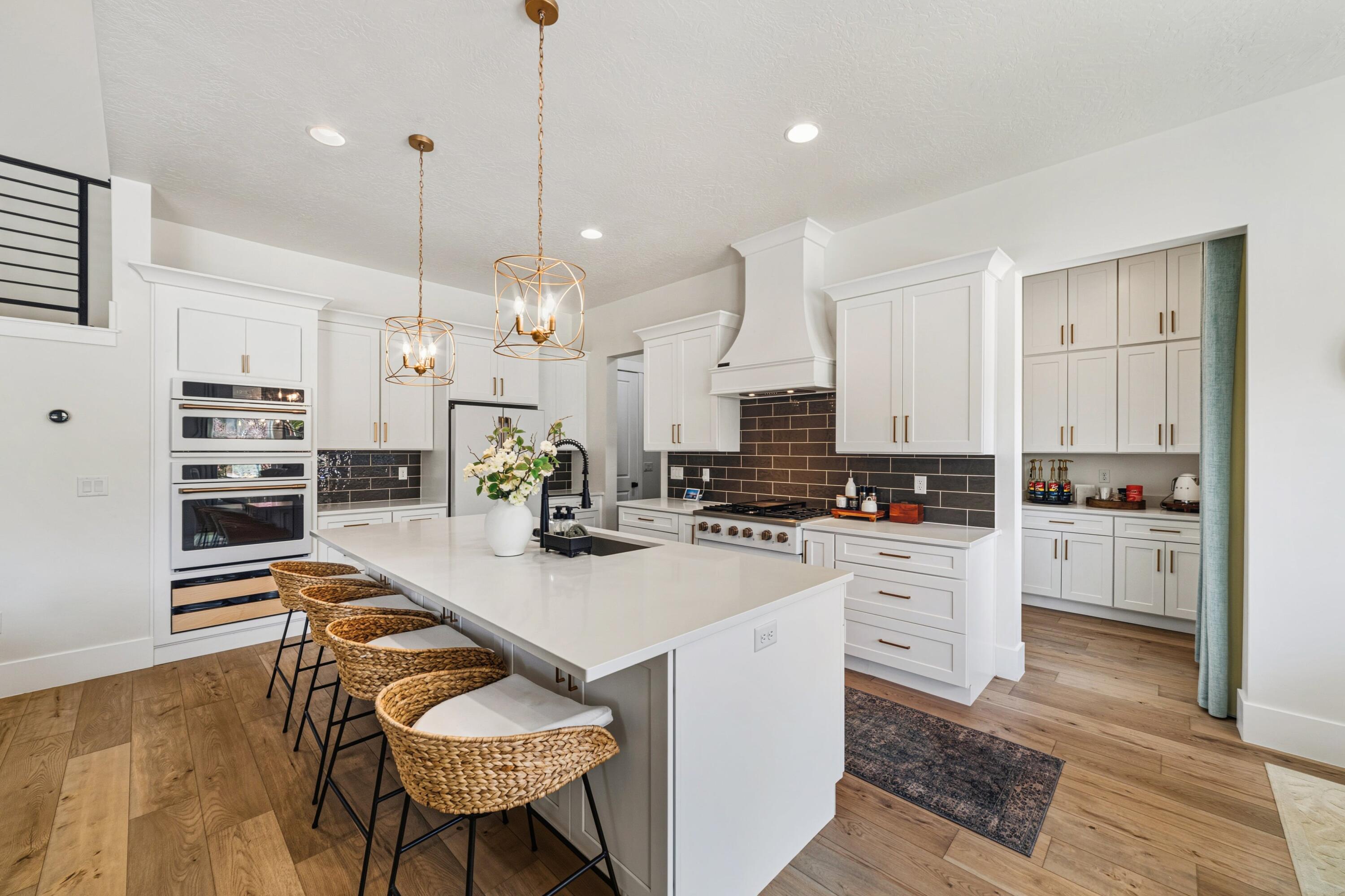 WHITWORTH ESTATES - Residential