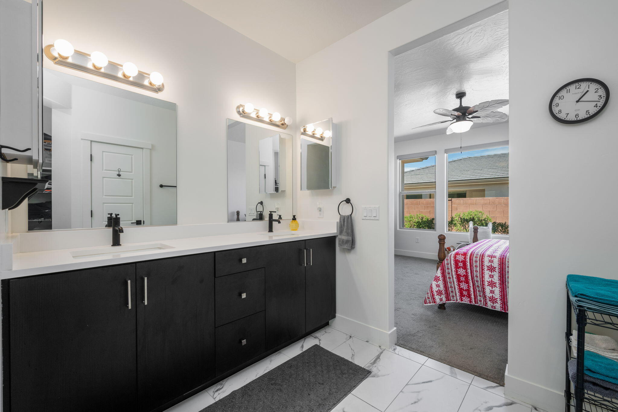 DESERT VISTA - Residential