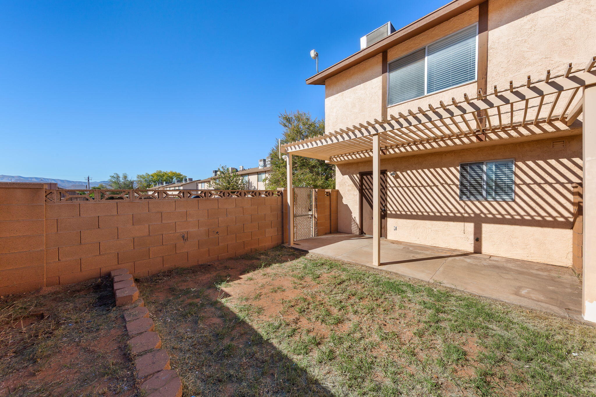 COLOR VIEW TOWNHOMES - Residential