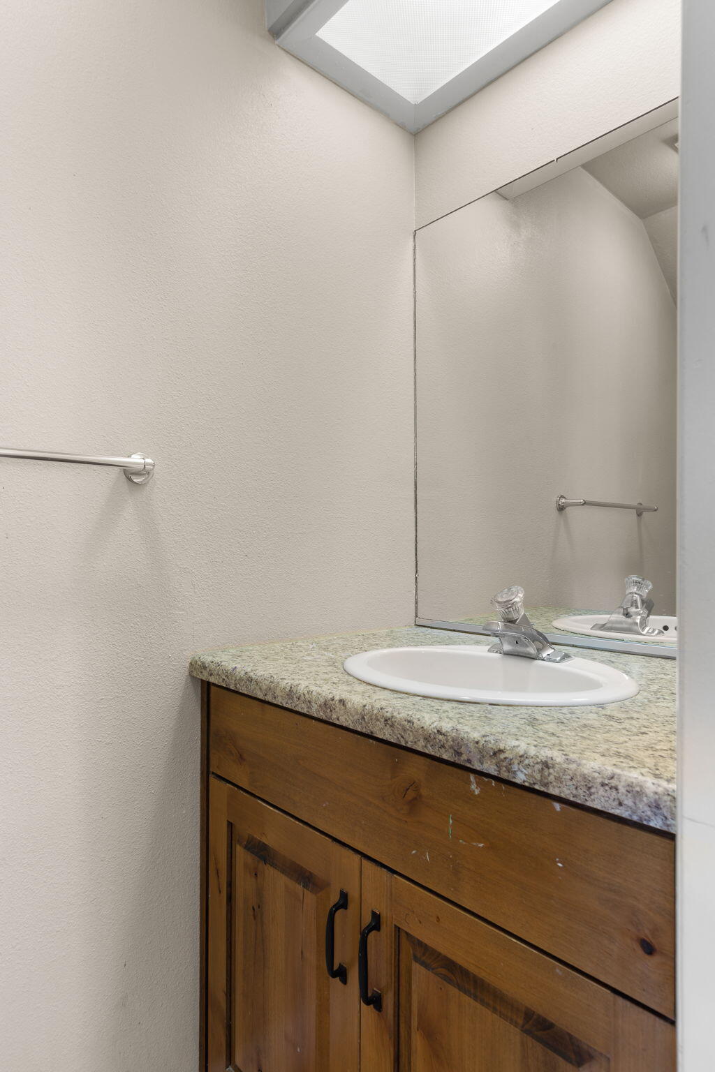 COLOR VIEW TOWNHOMES - Residential