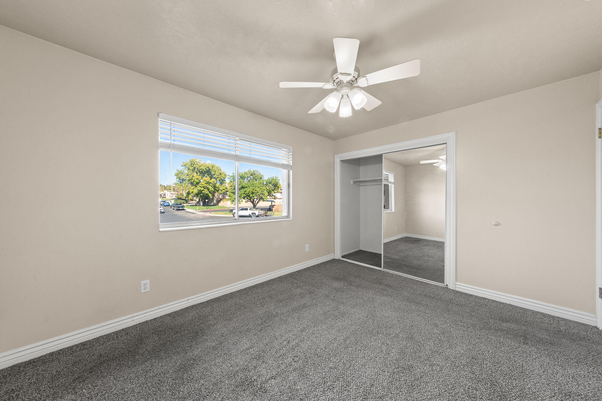 COLOR VIEW TOWNHOMES - Residential