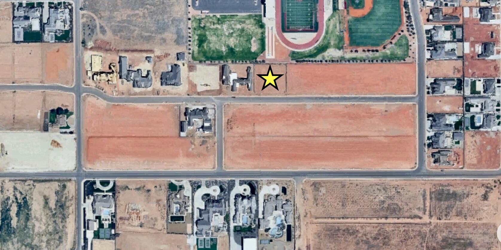 WOODHAVEN EST - Land