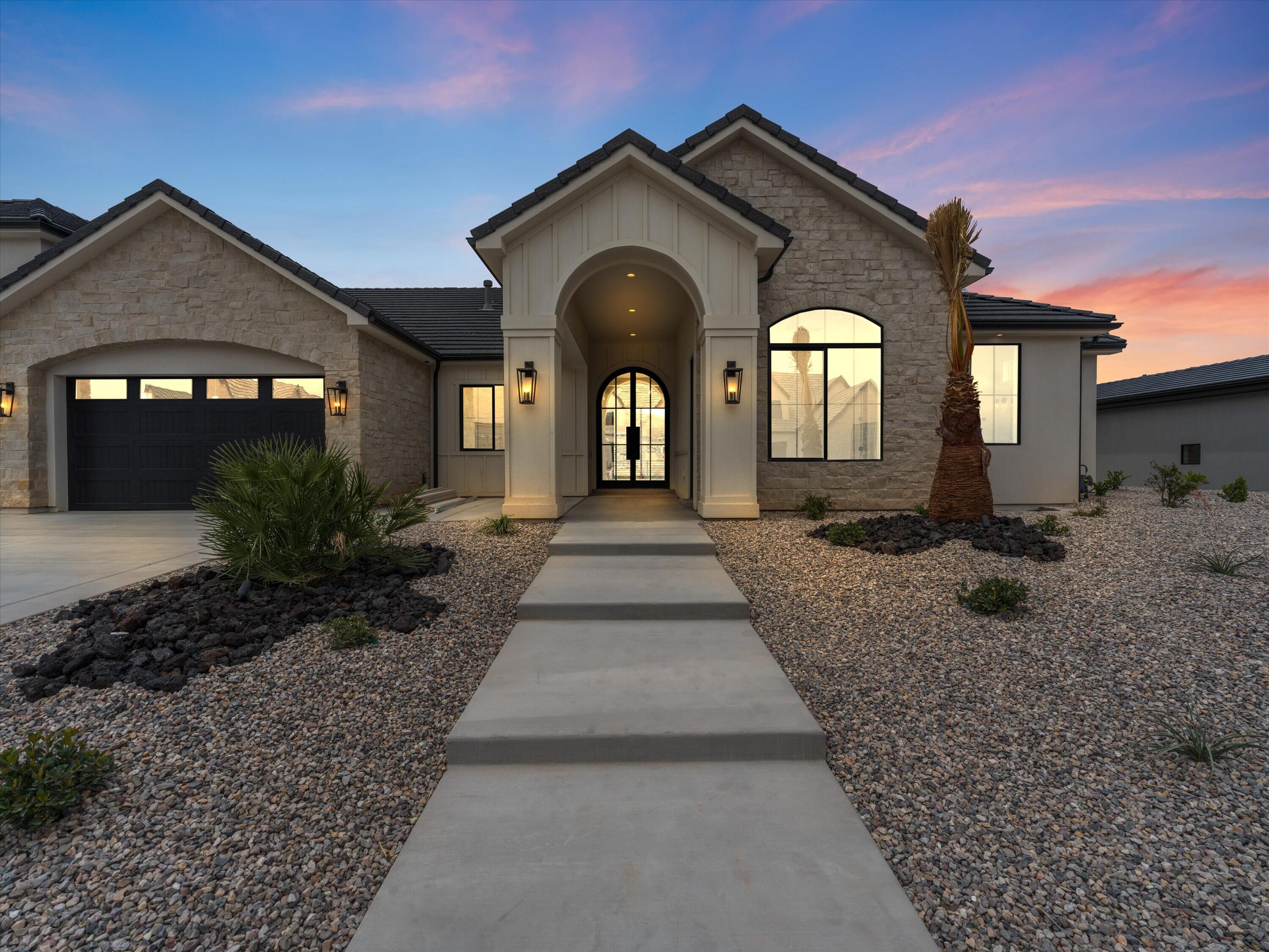 SCENIC POINTE - Residential