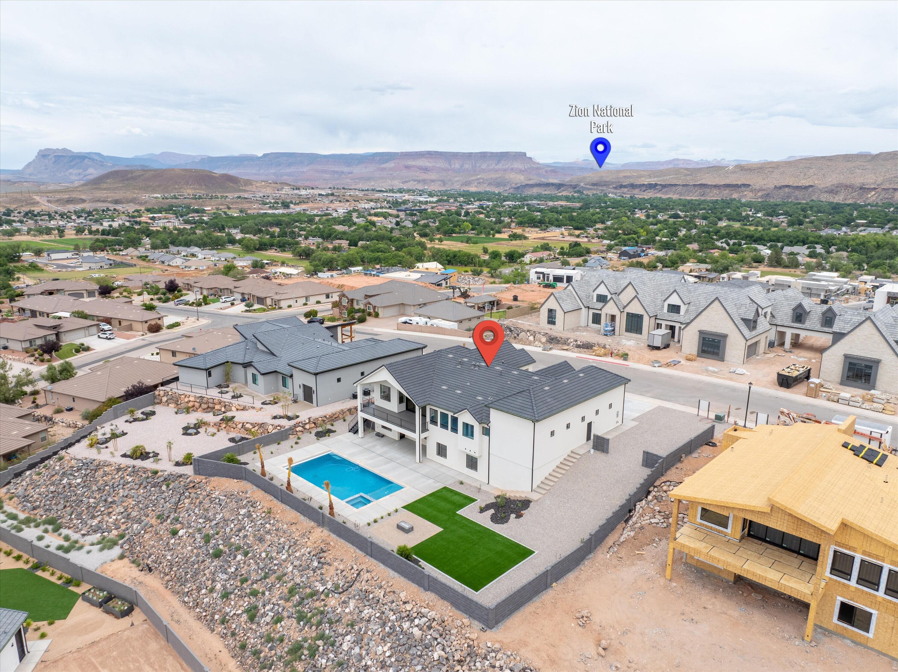 SCENIC POINTE - Residential