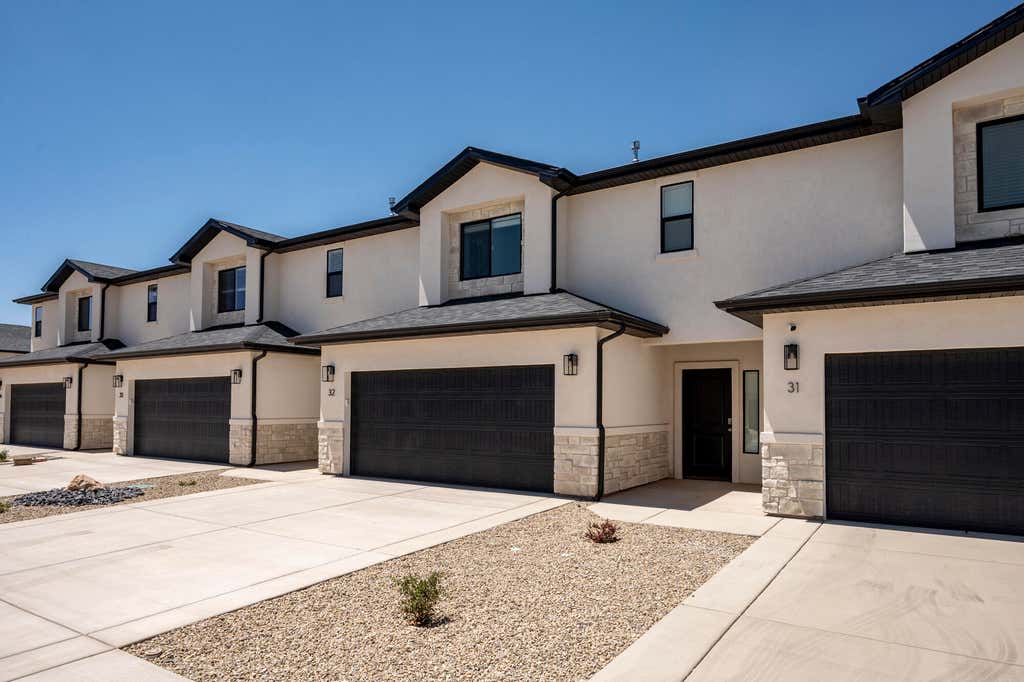 Photo of 51 S 4375 W 33 #33, Cedar City, UT 84720 (MLS # 26-274864)
