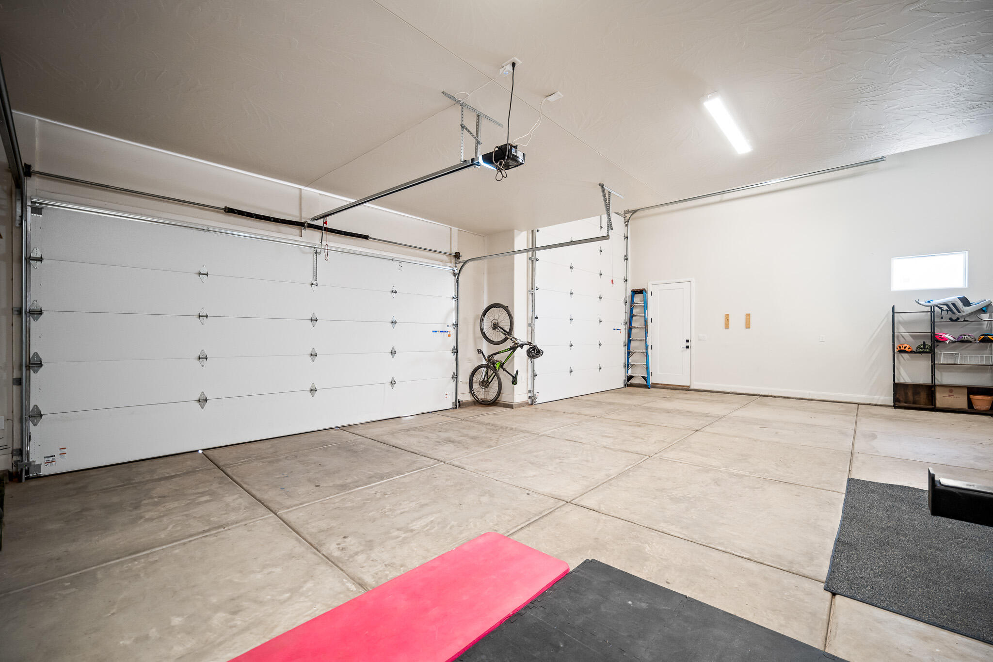 FRANKLIN FIELDS - Residential