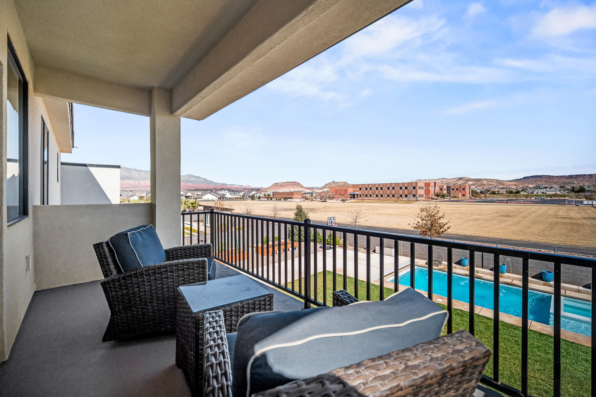 FRANKLIN FIELDS - Residential