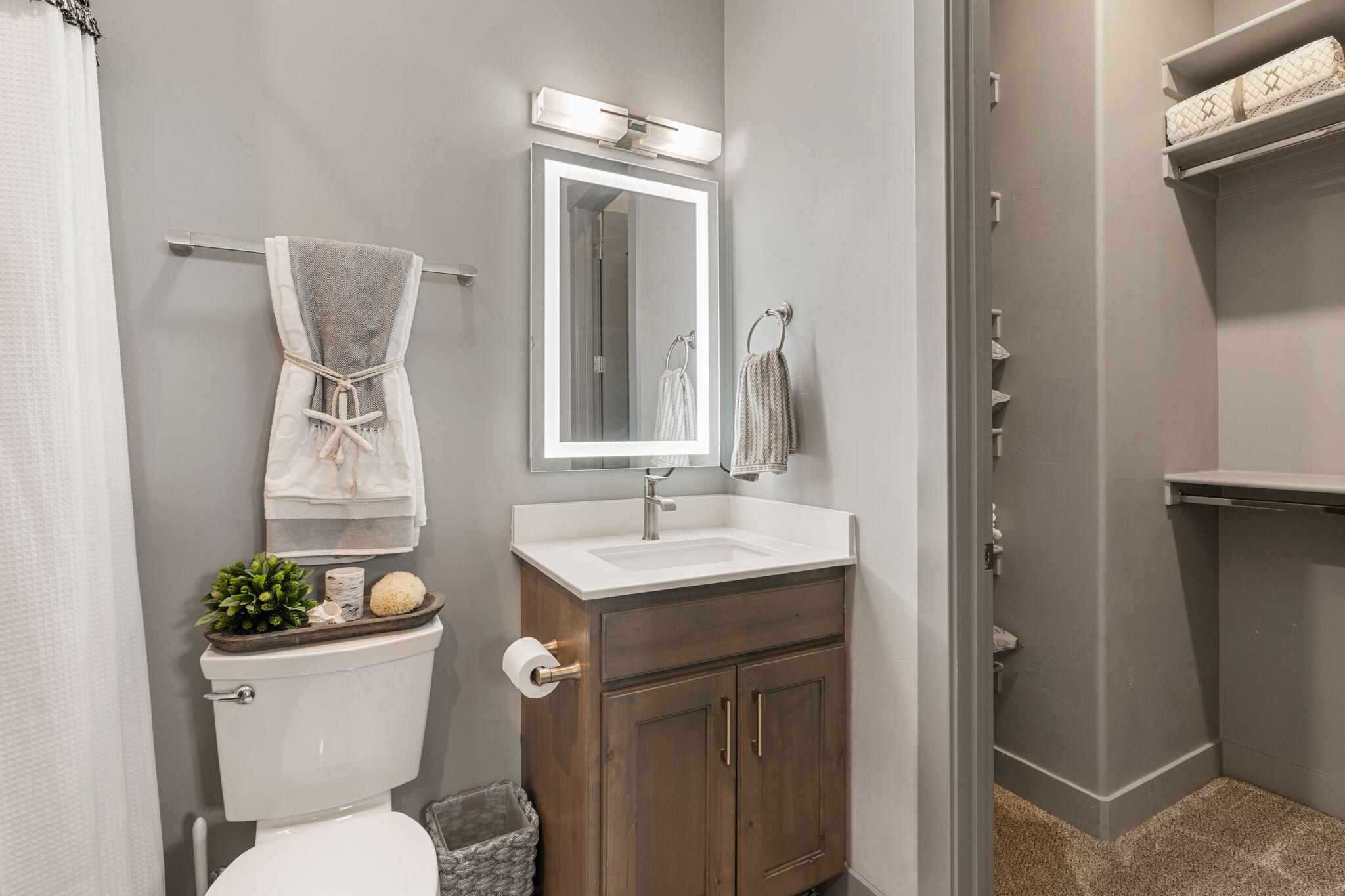 ROADRUNNER RIDGE - Residential