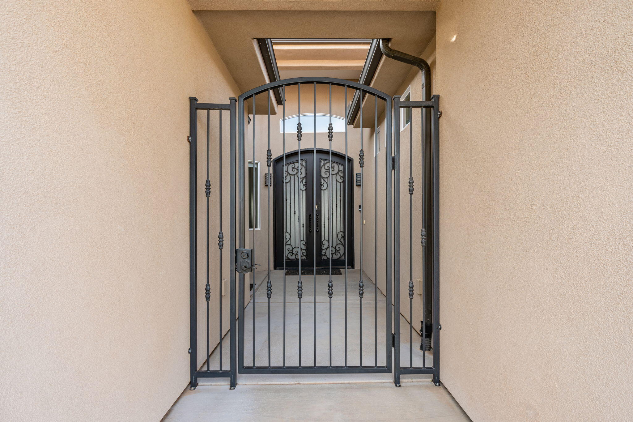 ROADRUNNER RIDGE - Residential