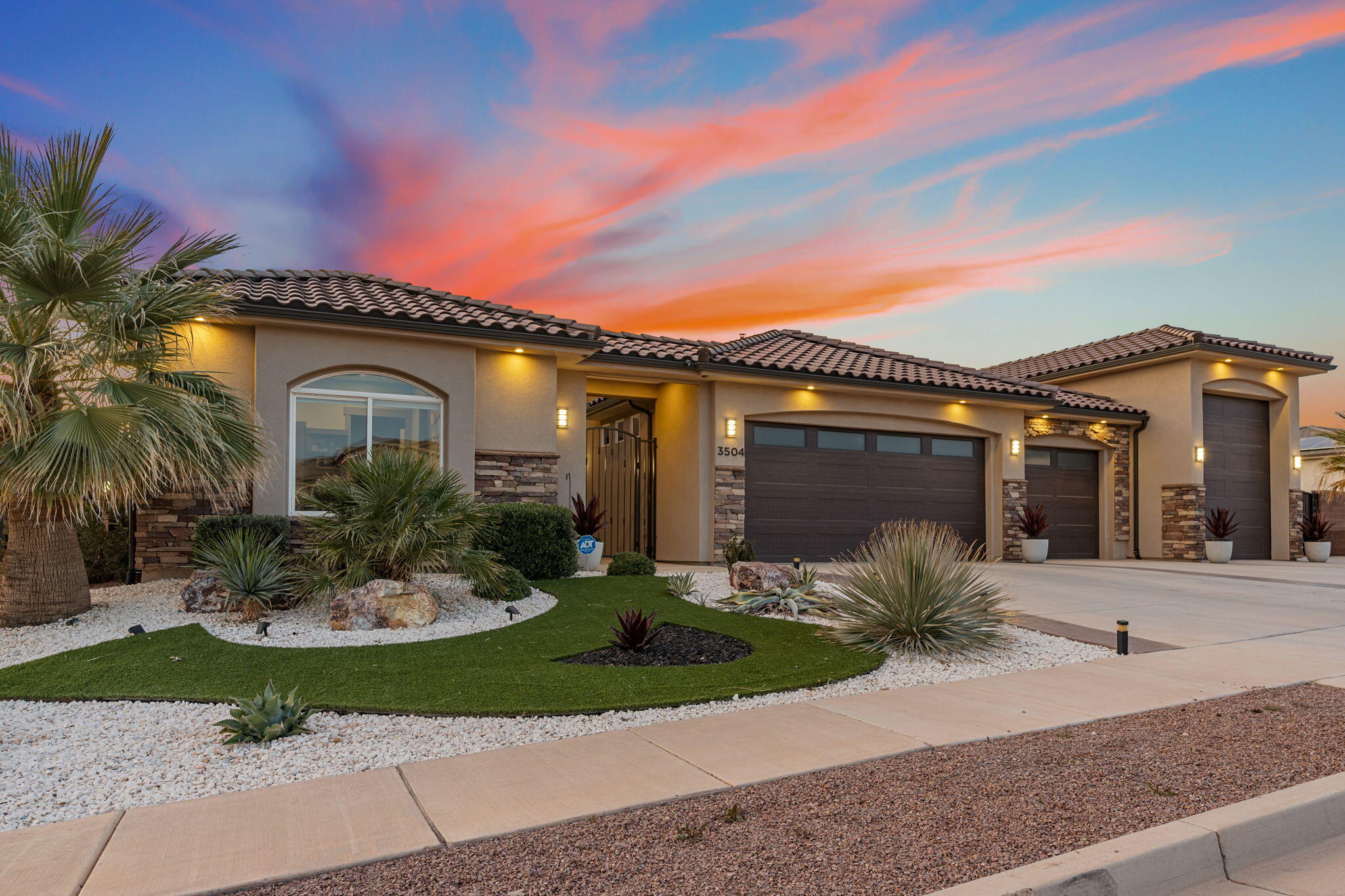 ROADRUNNER RIDGE - Residential