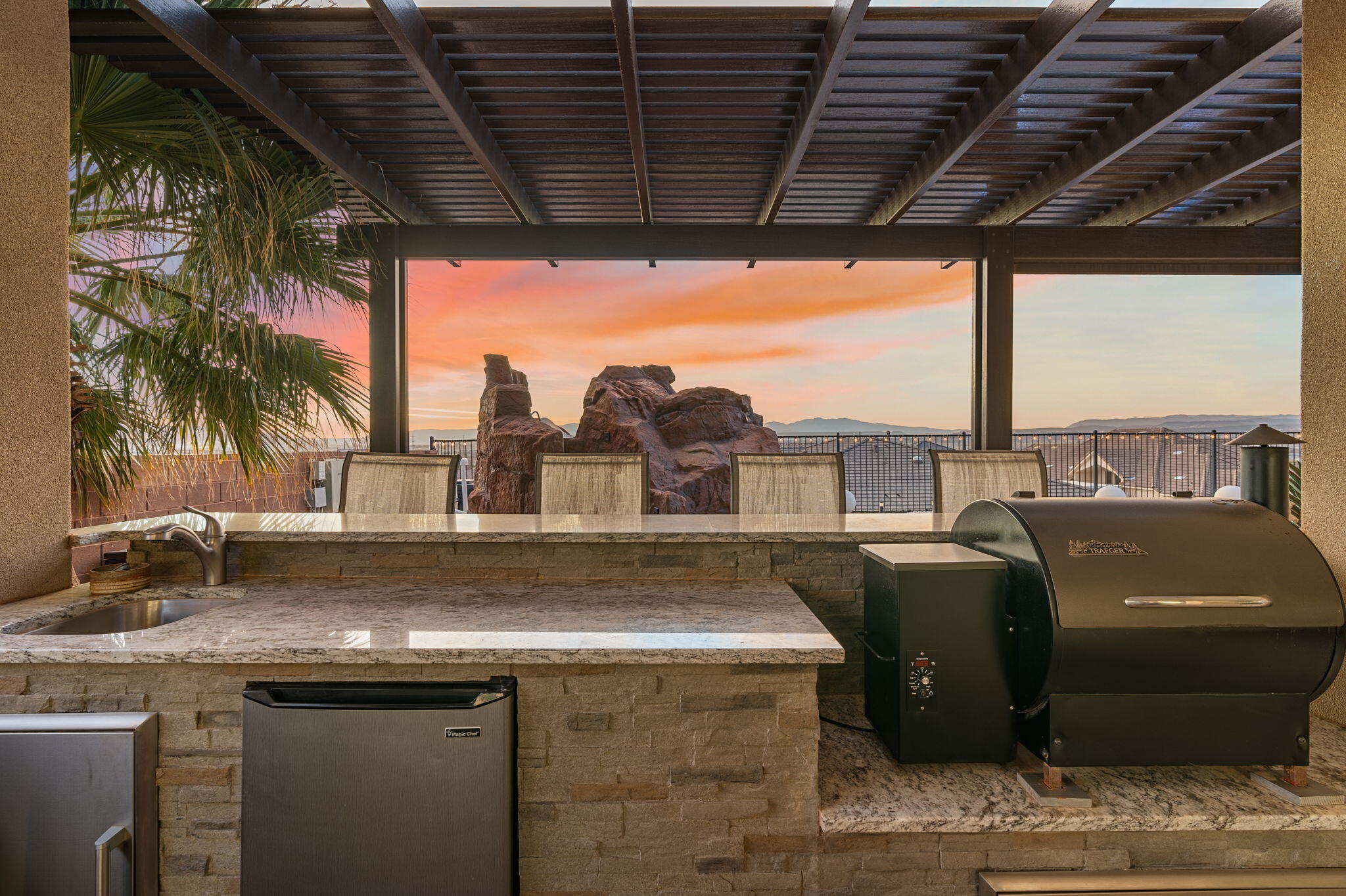 ROADRUNNER RIDGE - Residential