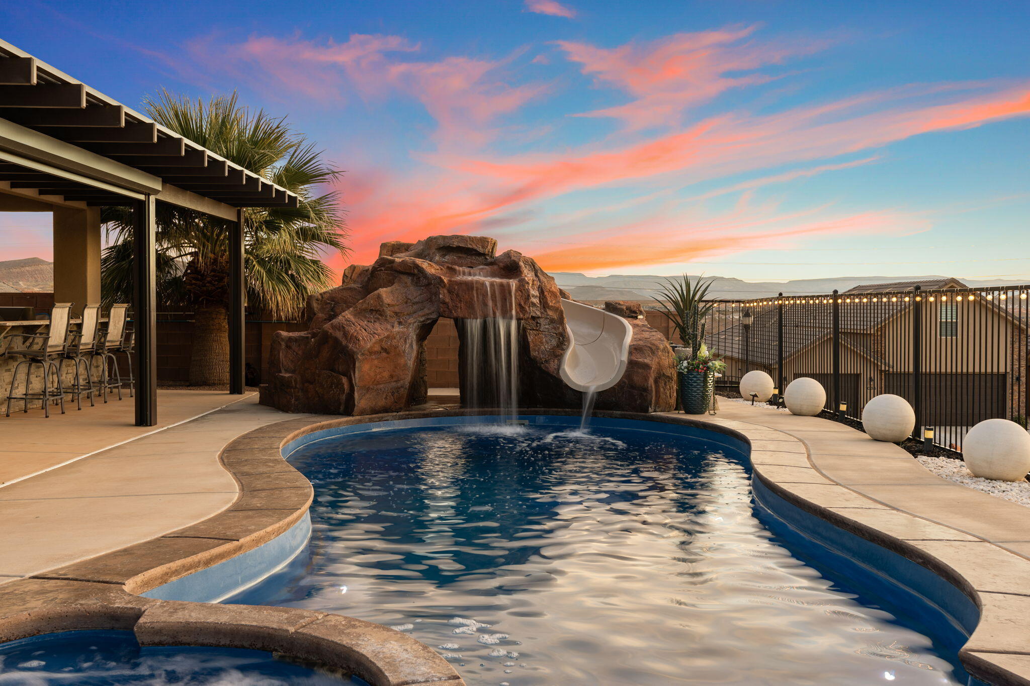 ROADRUNNER RIDGE - Residential