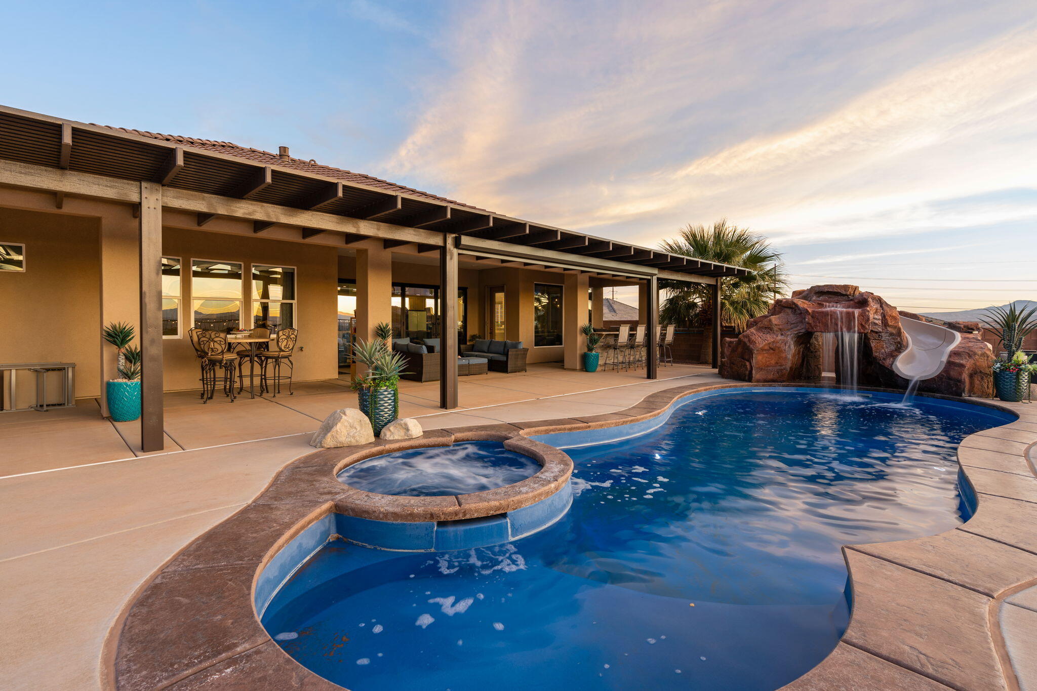 ROADRUNNER RIDGE - Residential