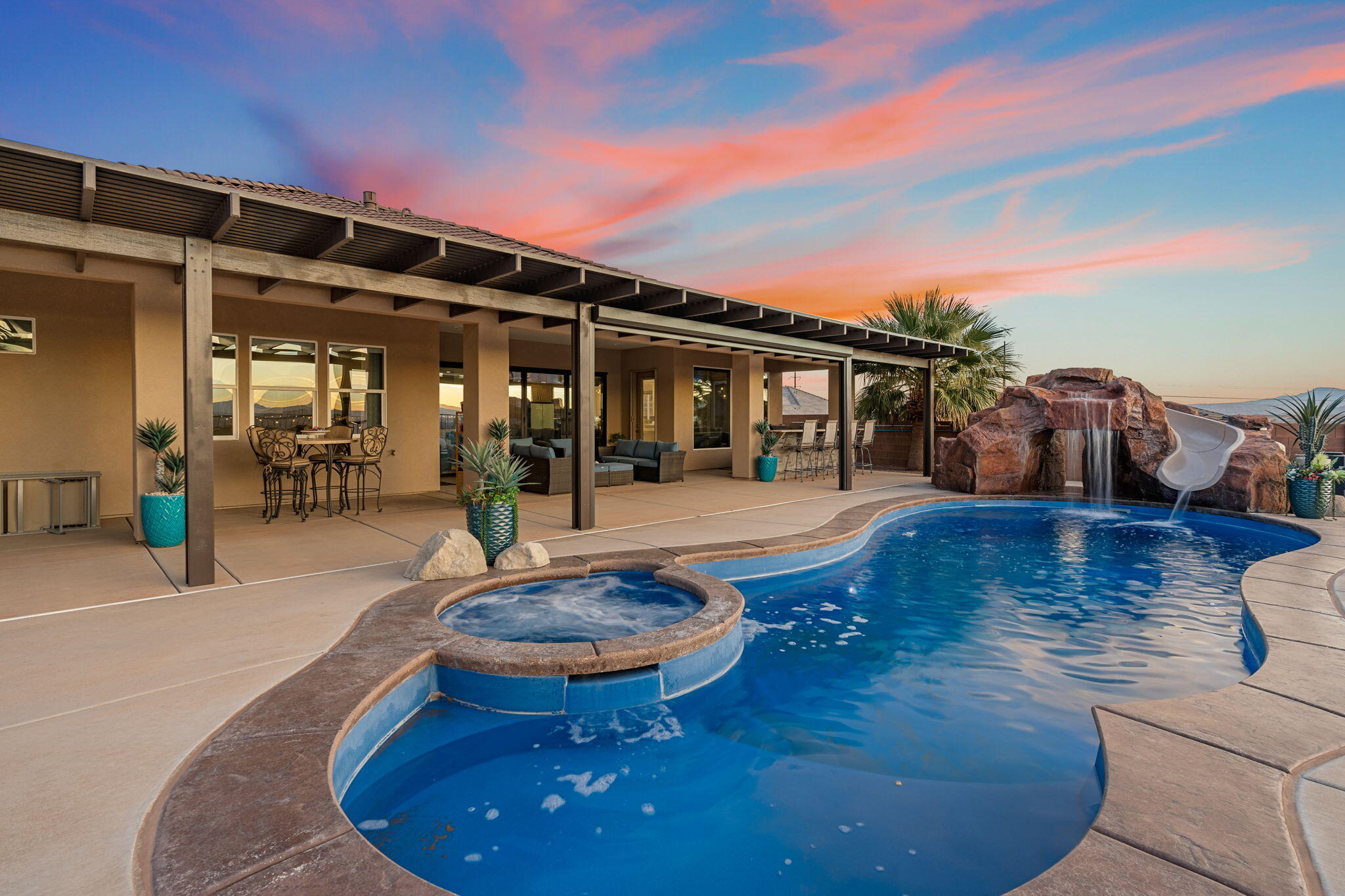 ROADRUNNER RIDGE - Residential