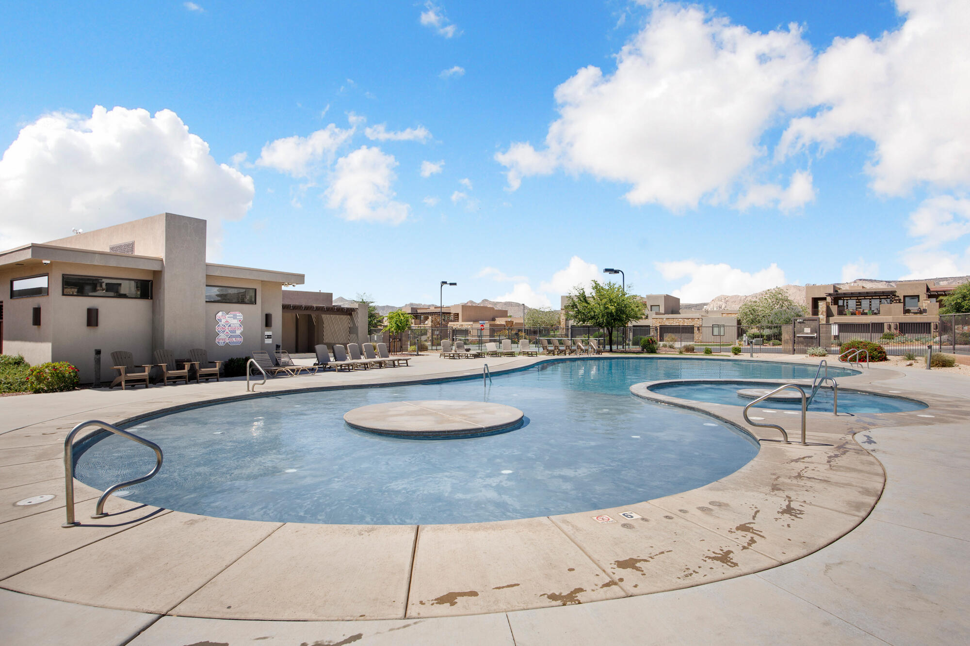 ST GEORGE TOWNSITE - Residential