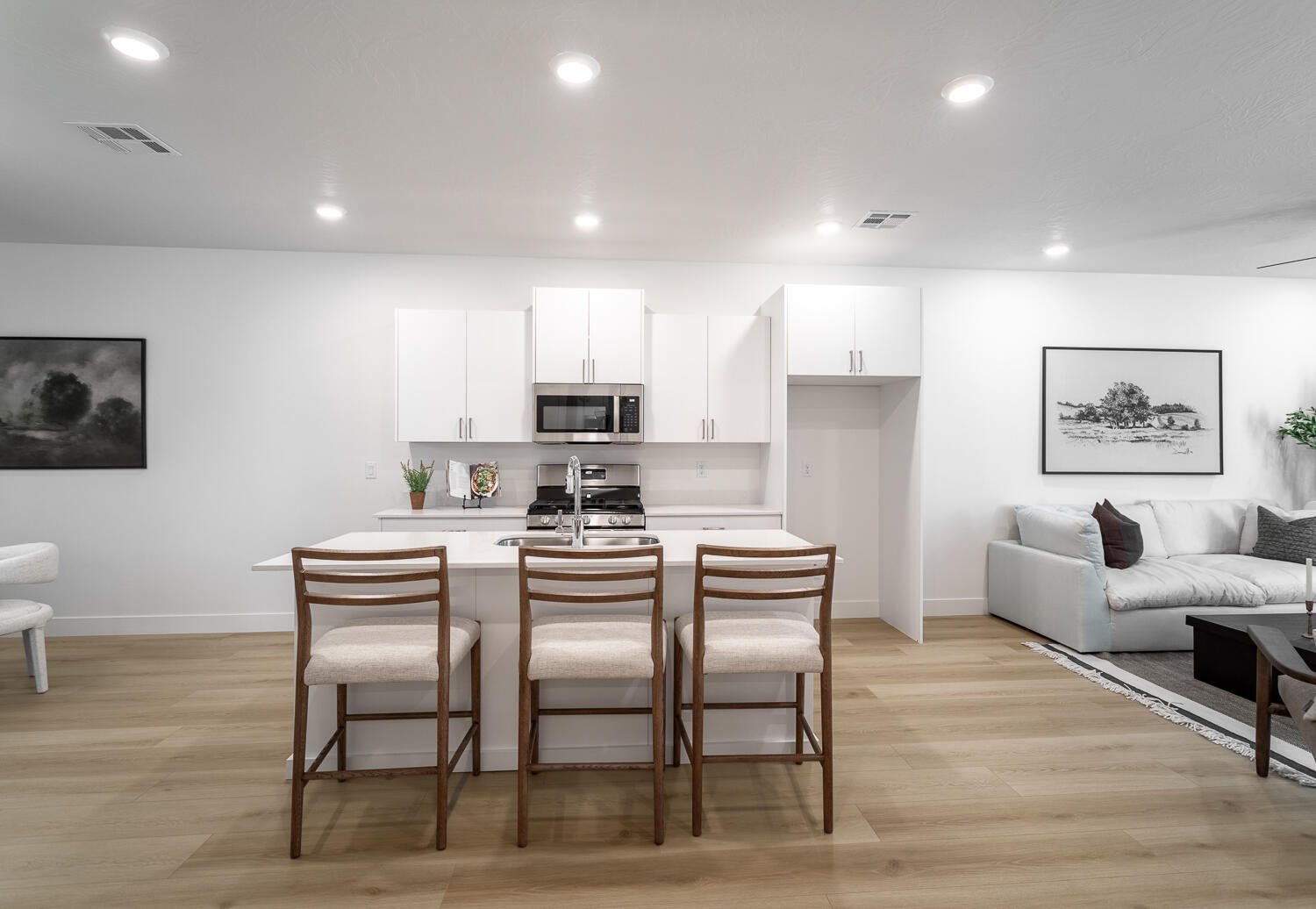 BECCO CREEK AT DIVARIO - Residential