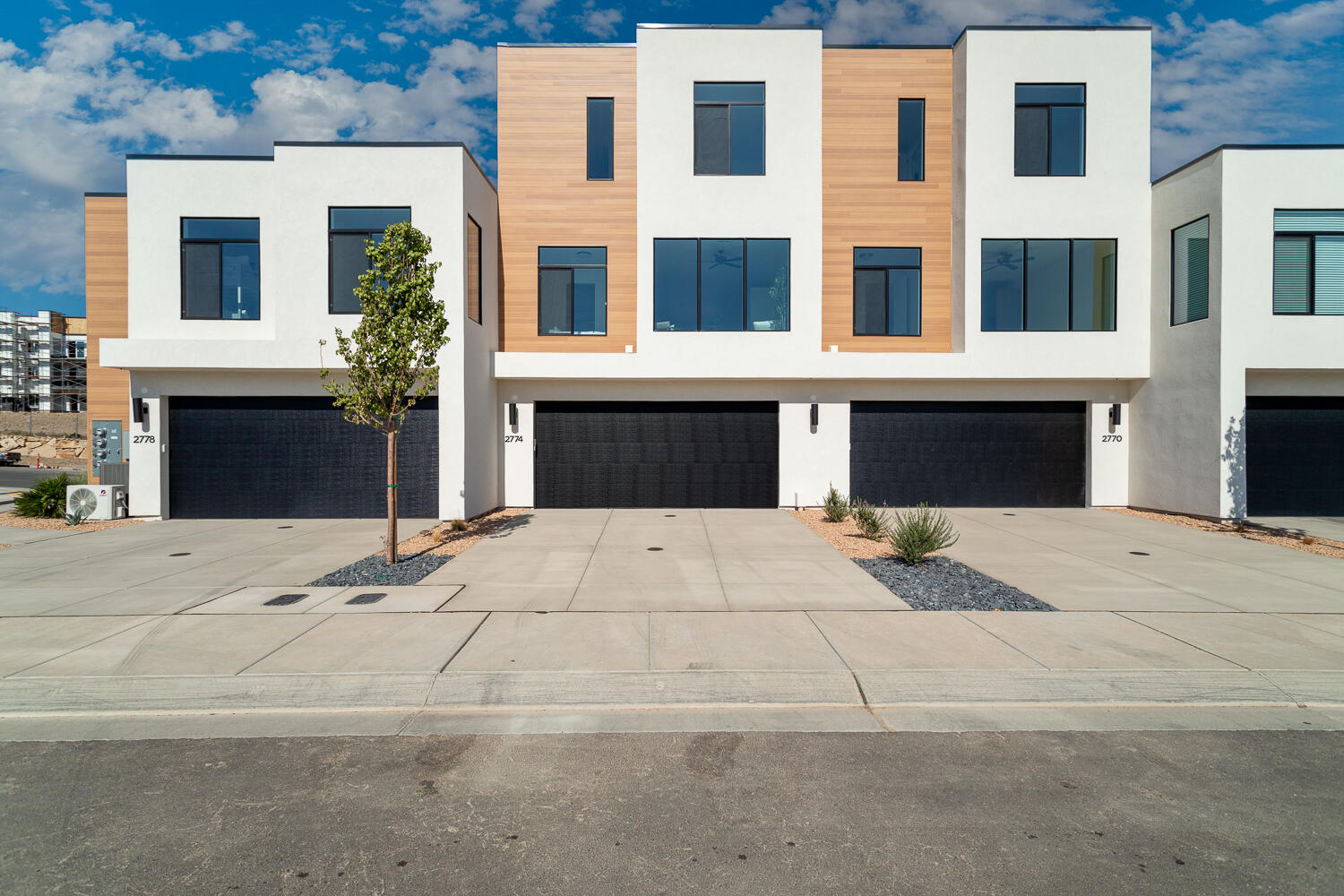 BECCO CREEK AT DIVARIO - Residential