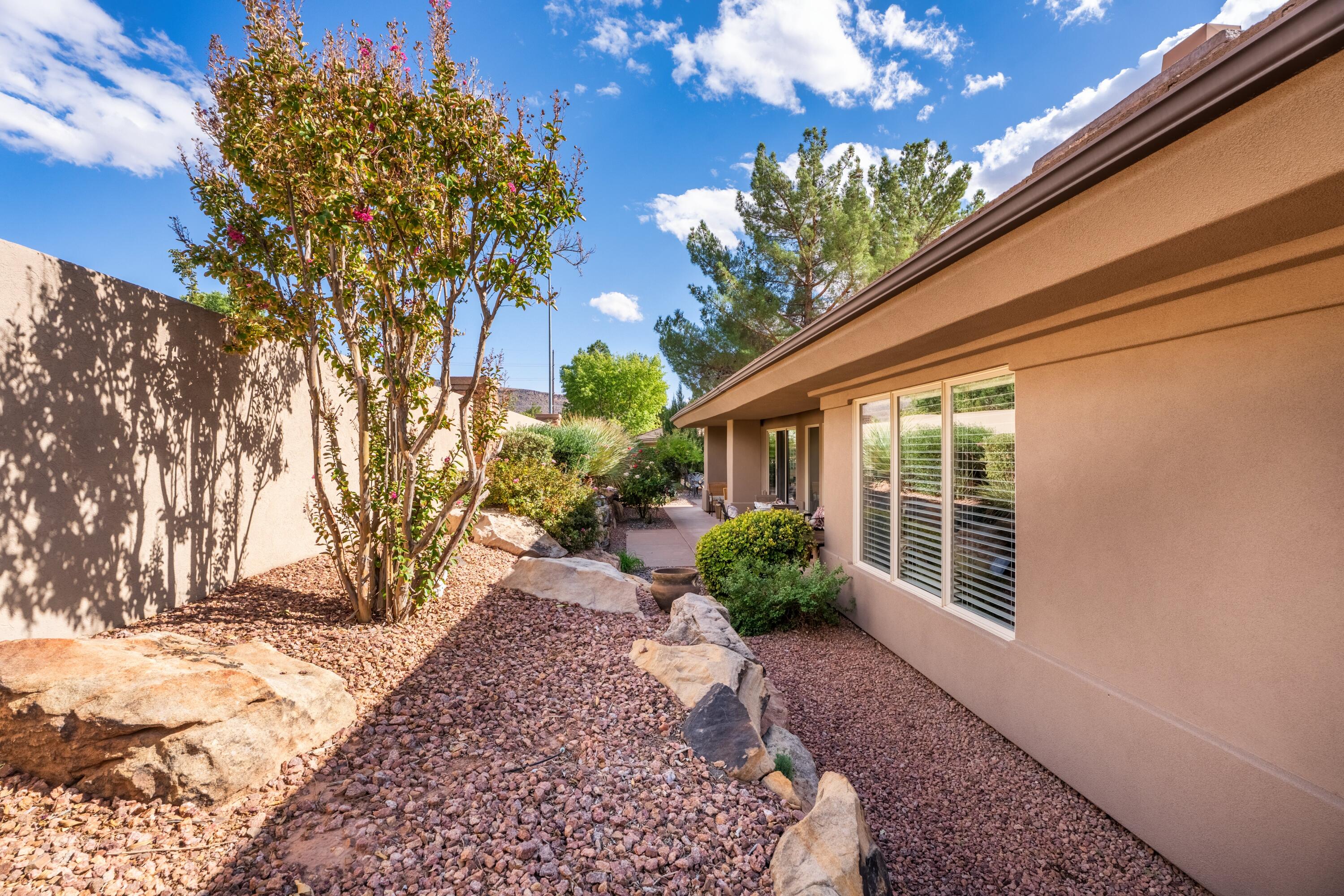 STONEBROOK - Residential